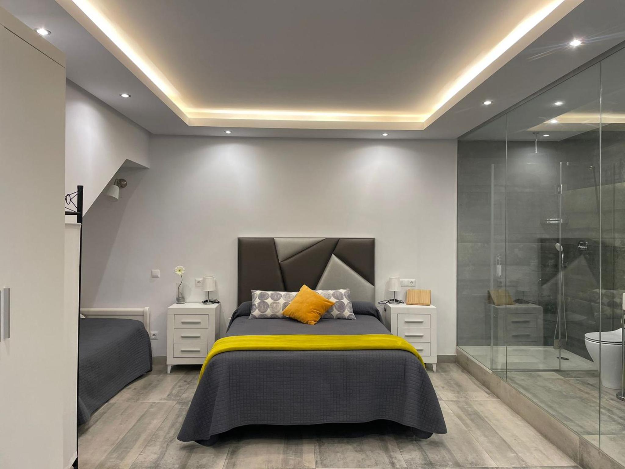 One-Bedroom Apartment - Photo 1