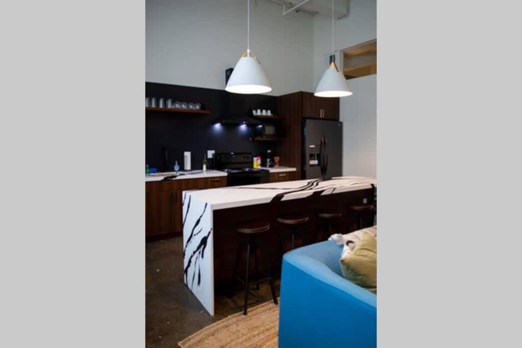 Two-Bedroom Apartment - Photo 13