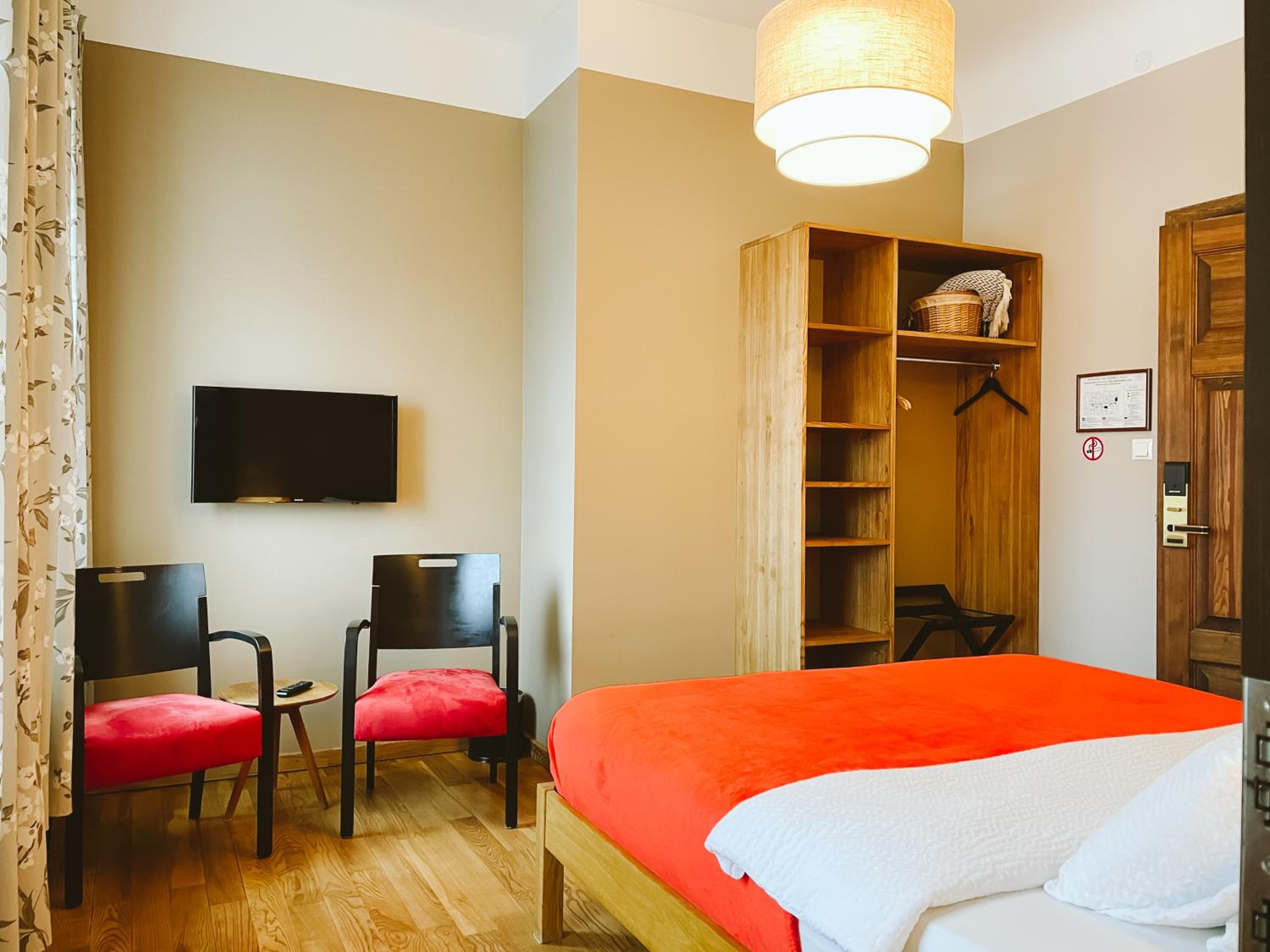 Standard Double Room photo 2