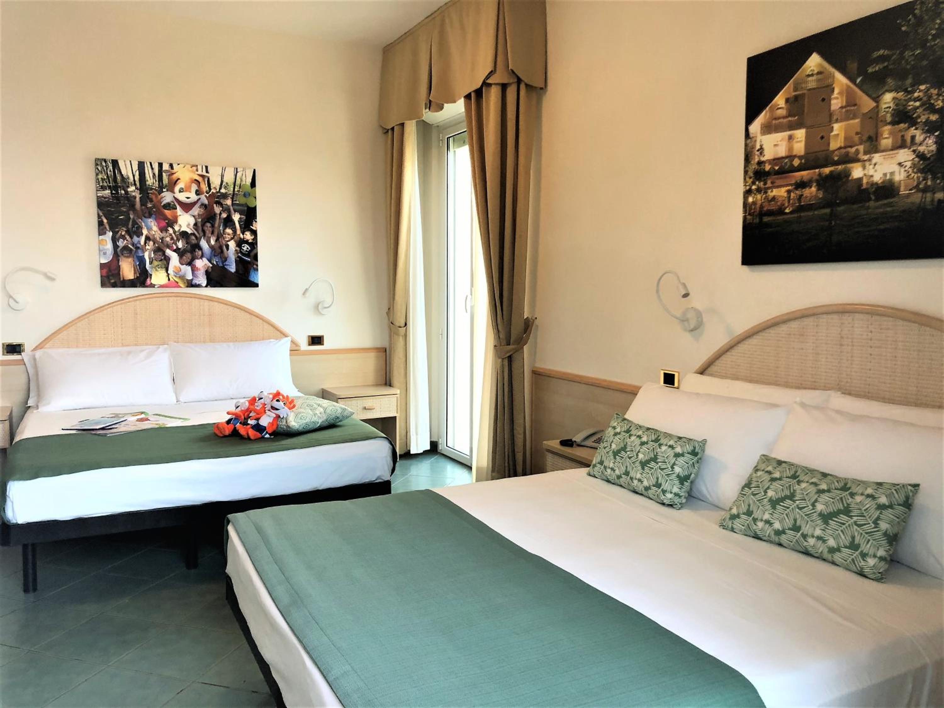 Deluxe Quadruple Room photo 1