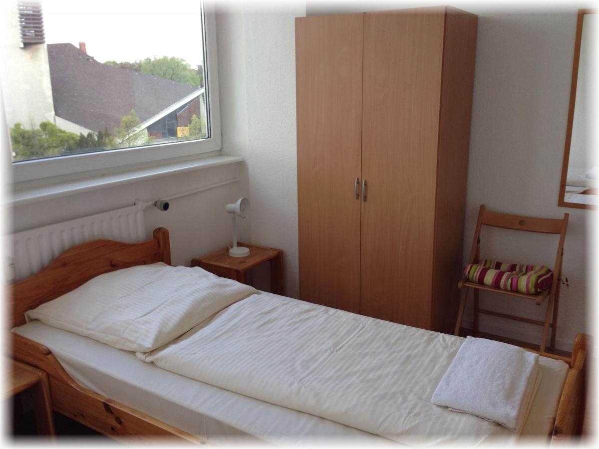 Single Room photo 2