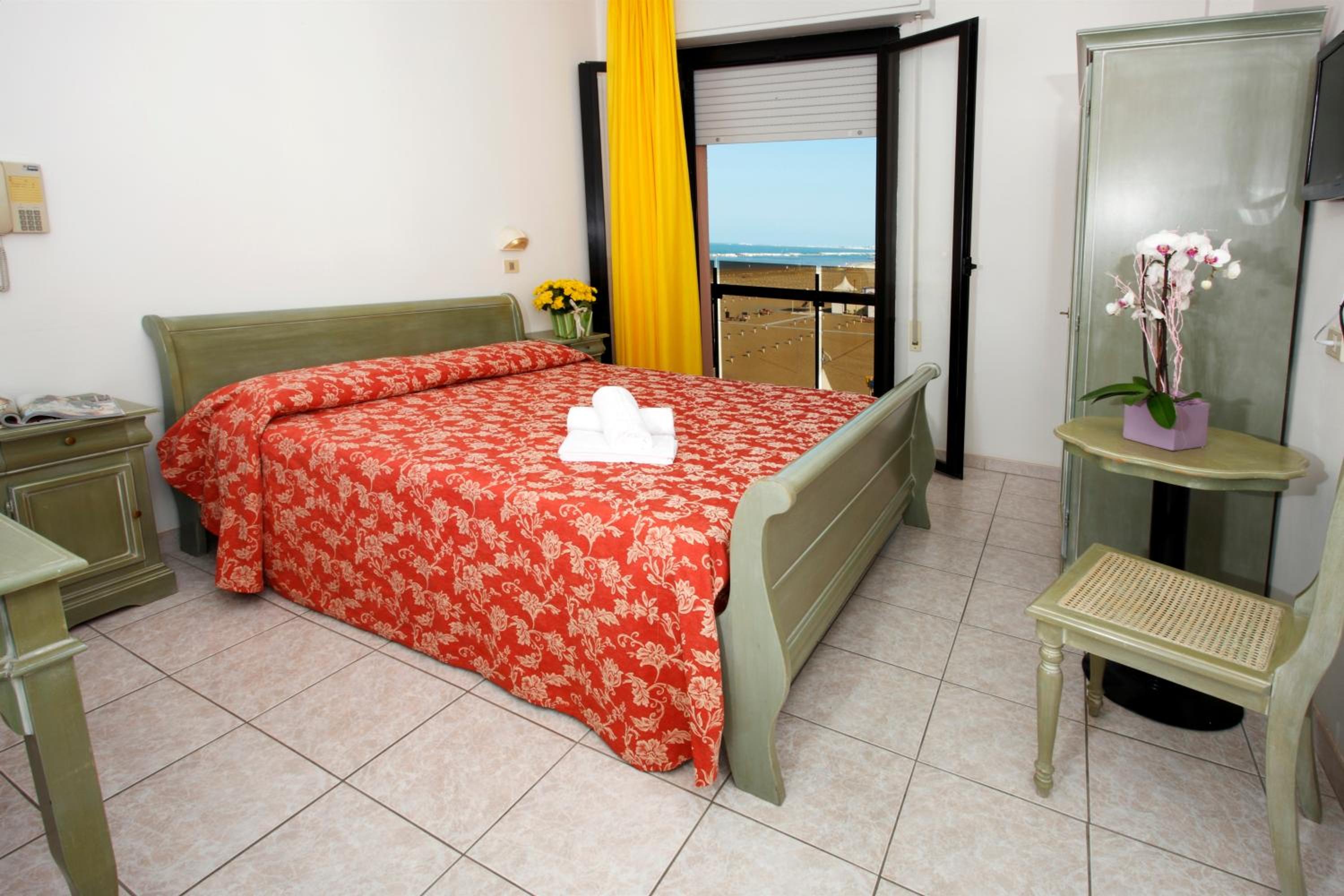 Economy Double Or Twin Room photo 1
