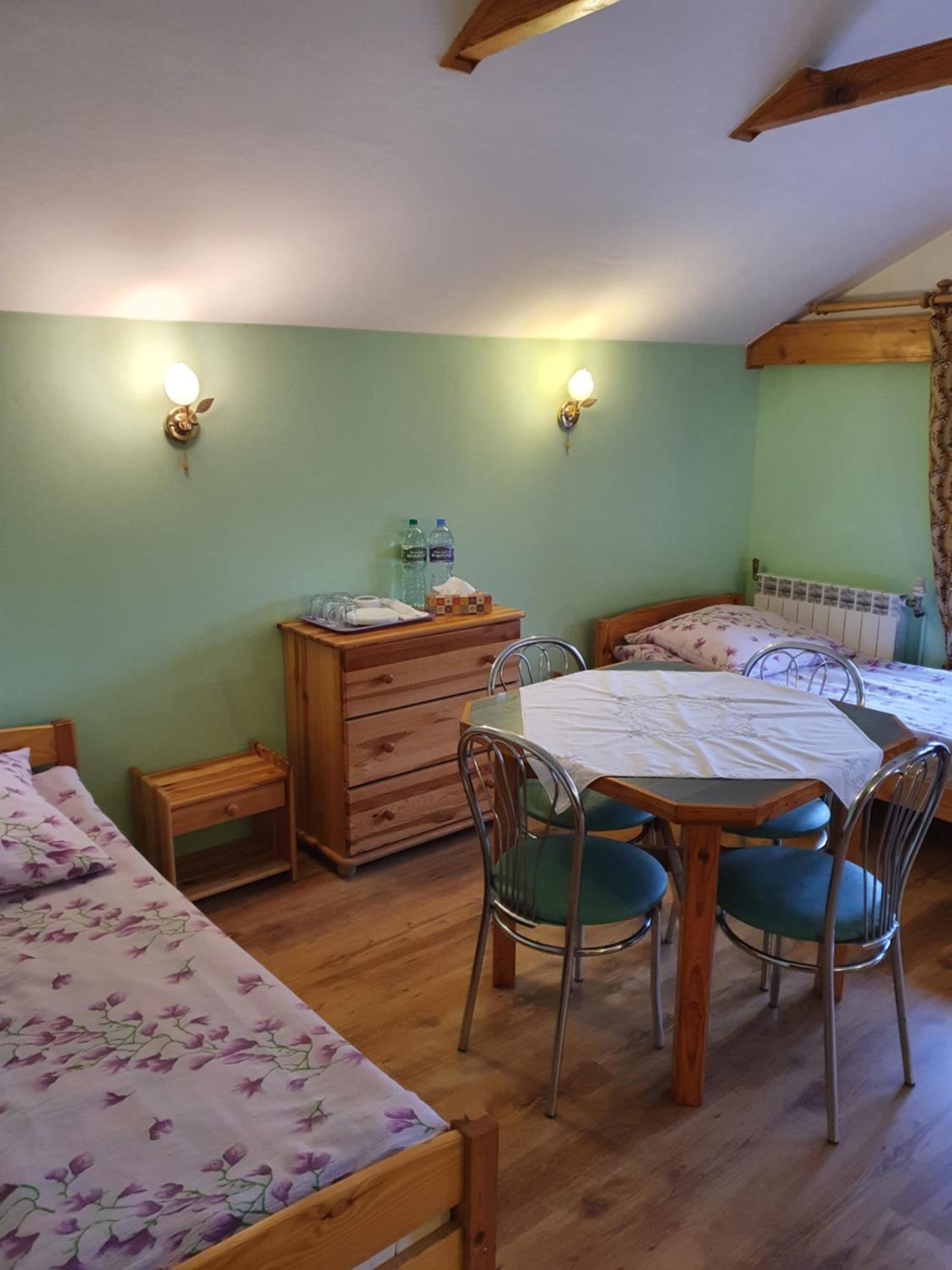 Quadruple Room With Private External Bathroom