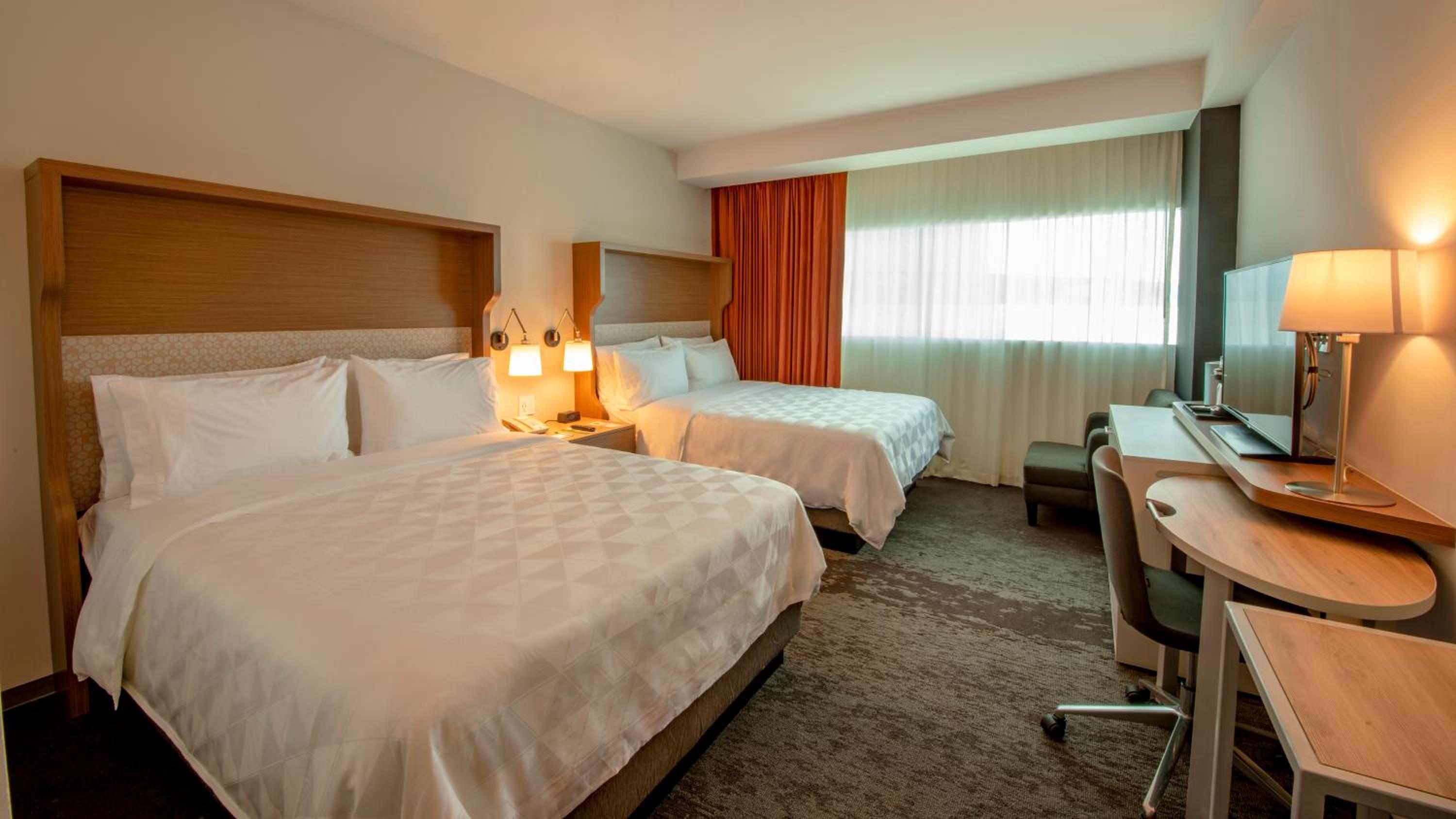 Standard Room with Two Queen Beds - Photo 1