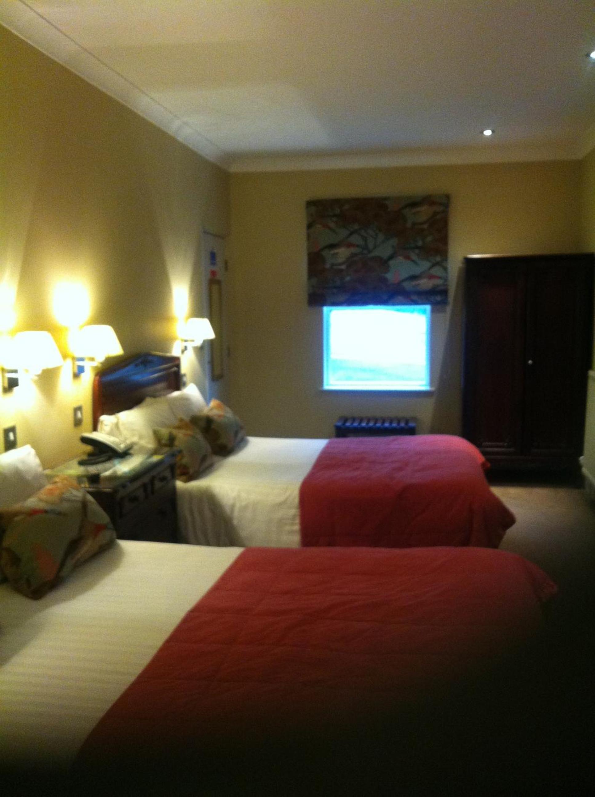 Deluxe Family Room photo 2
