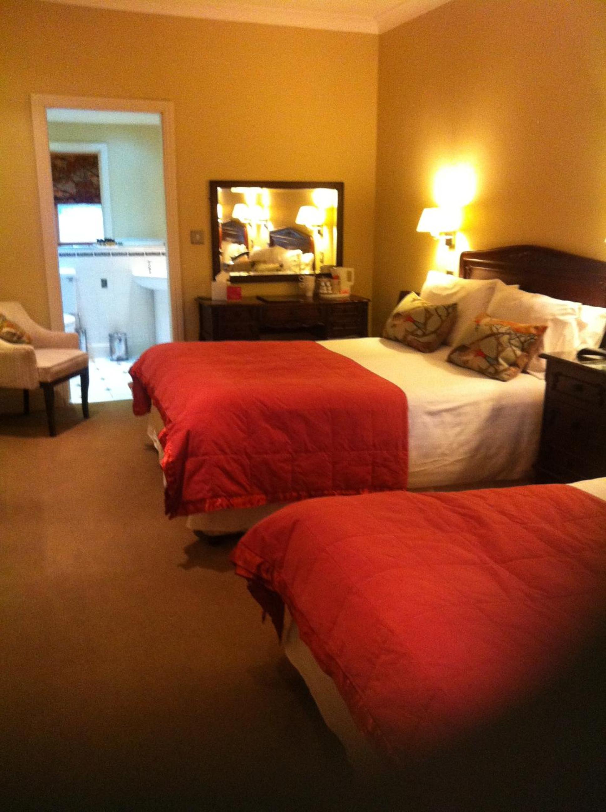 Deluxe Family Room photo 3