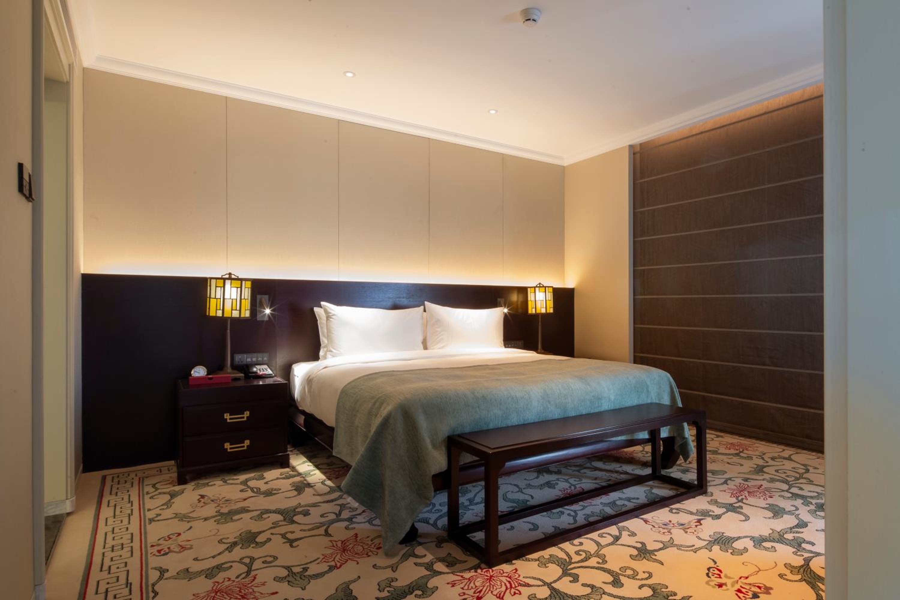 Superior Suite
