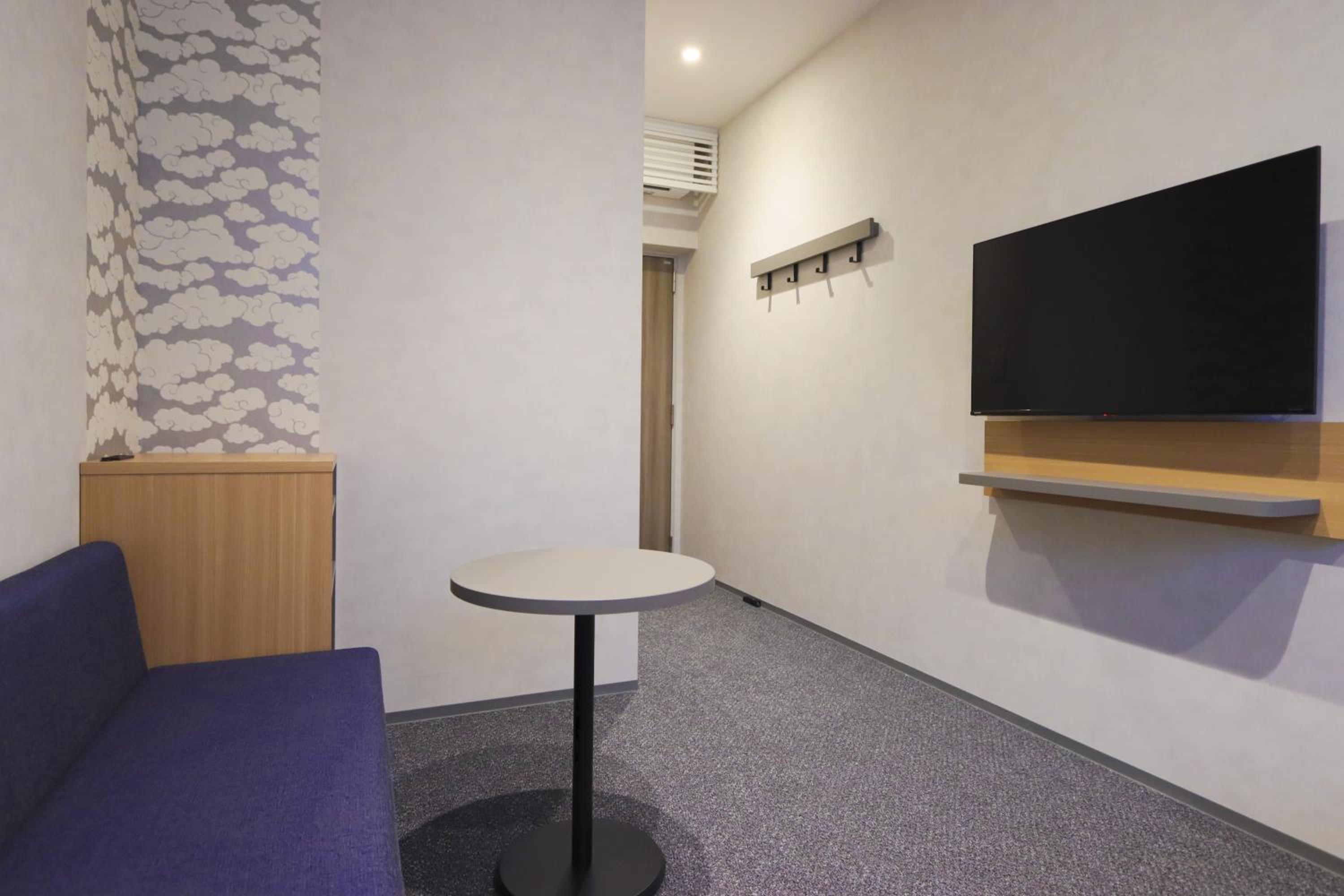 Standard Twin Room - Photo 1