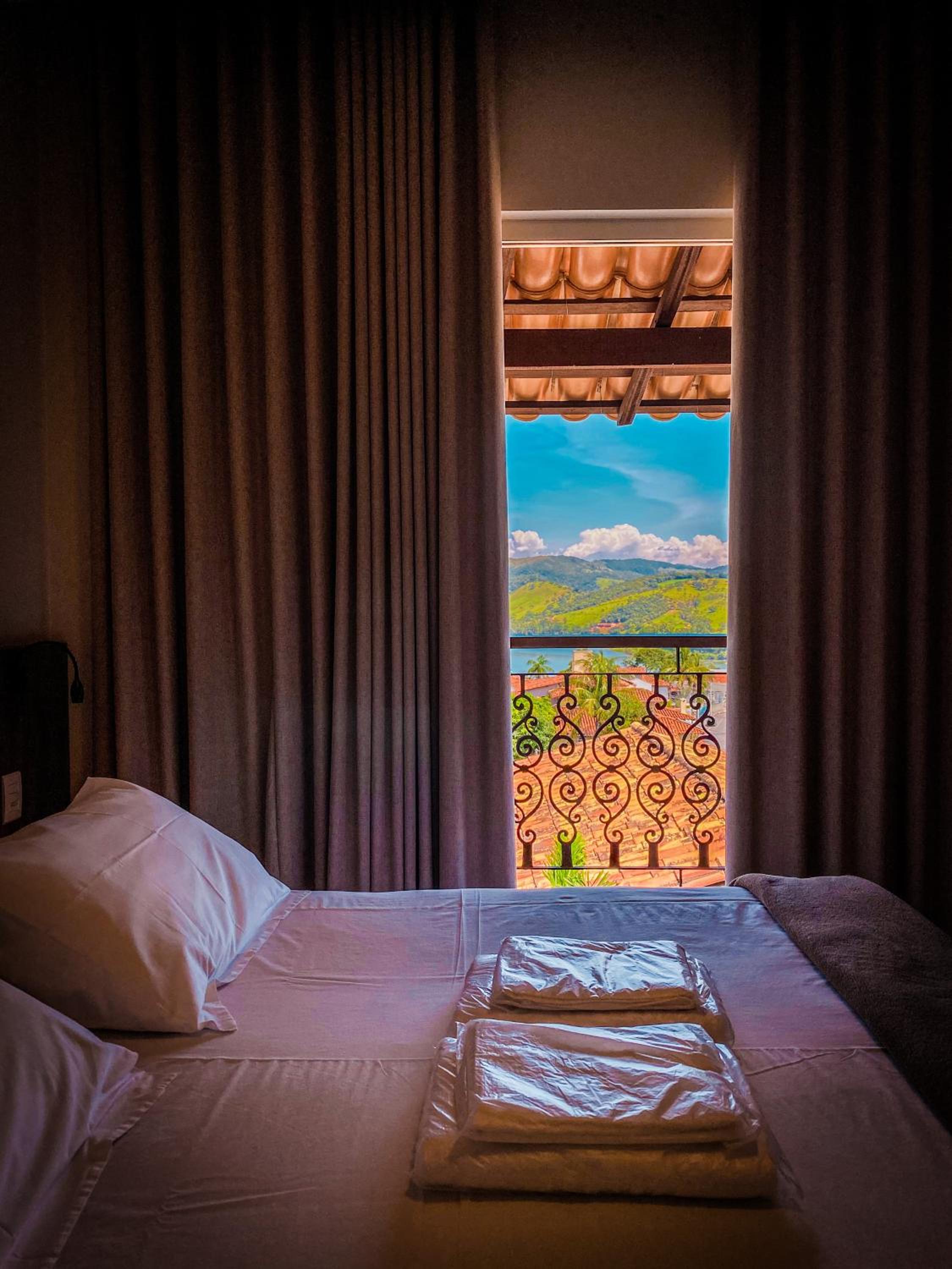 Superior Suite - Photo 9