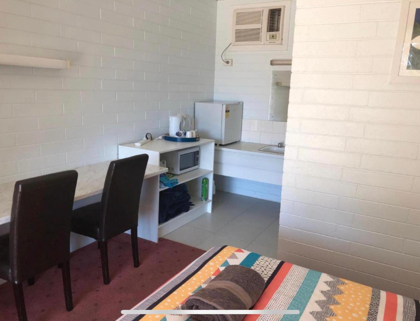 Small Double Room photo 3