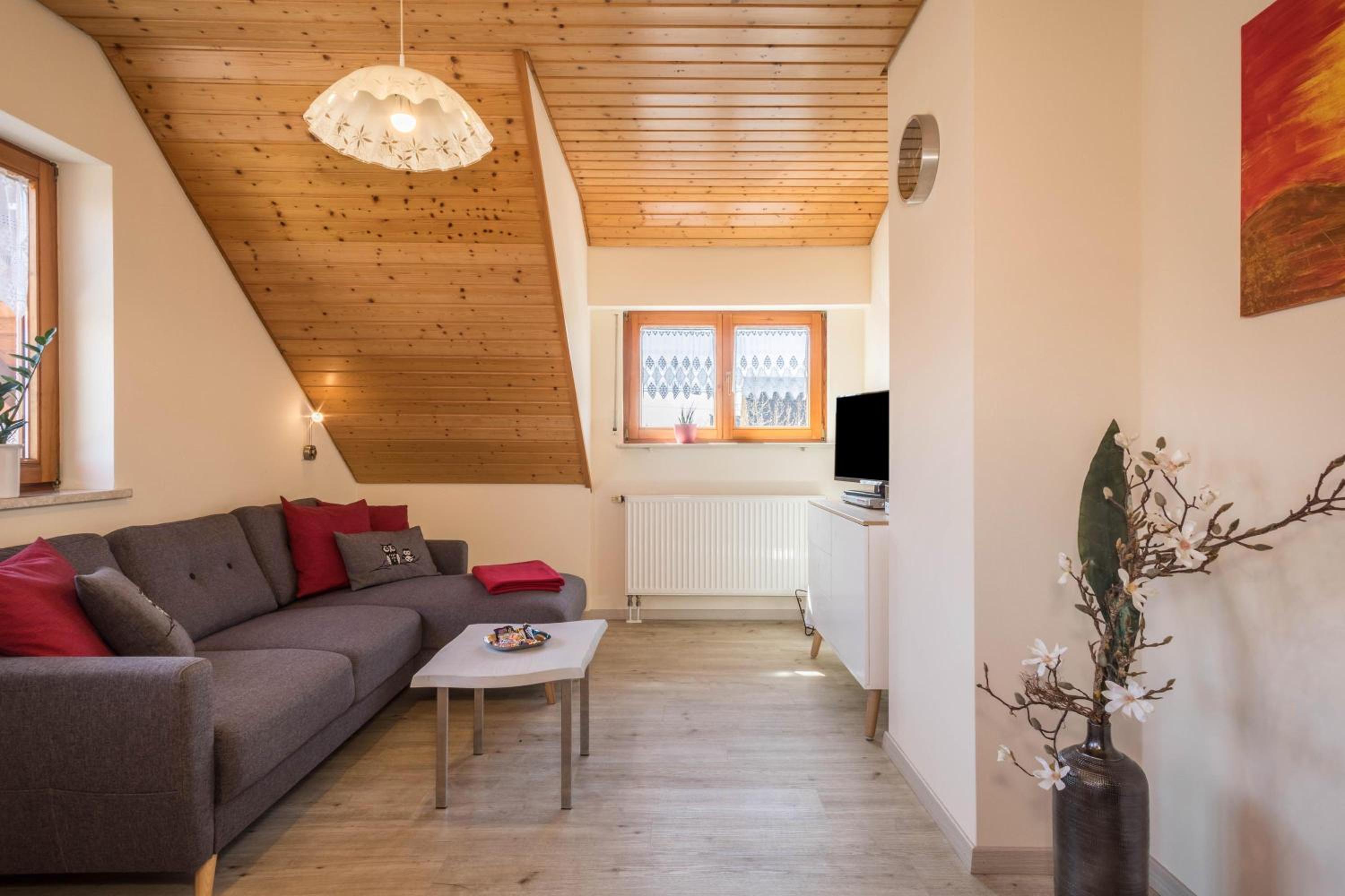 Two-Bedroom Deluxe Apartment with Garden View