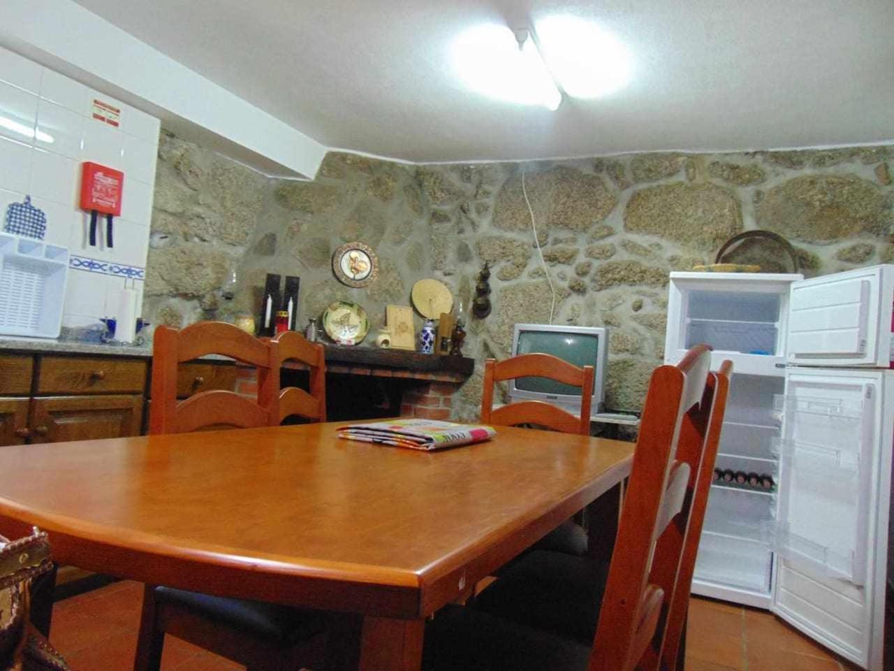 Three-Bedroom House photo 2
