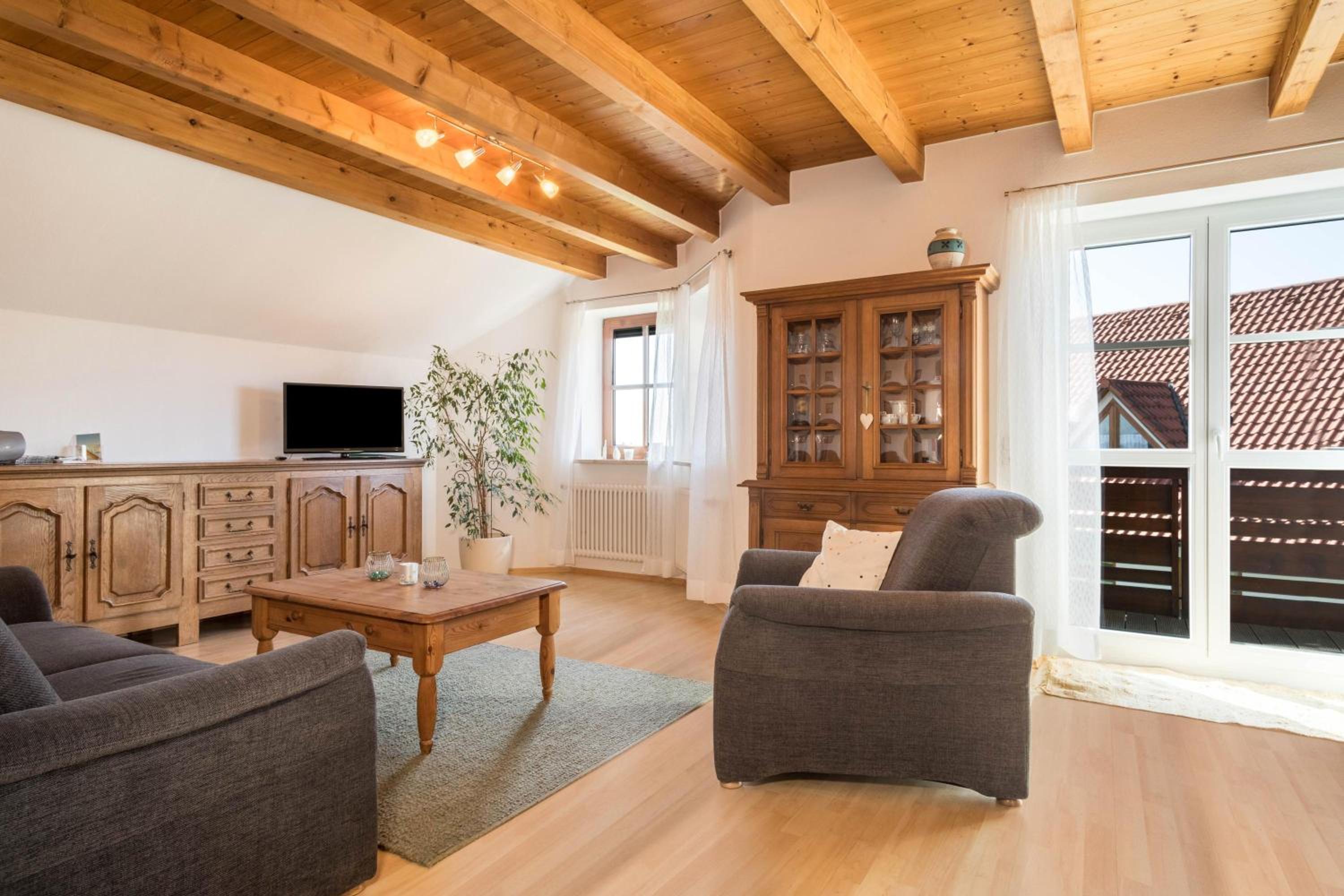 Superior One-Bedroom Apartment with Balcony