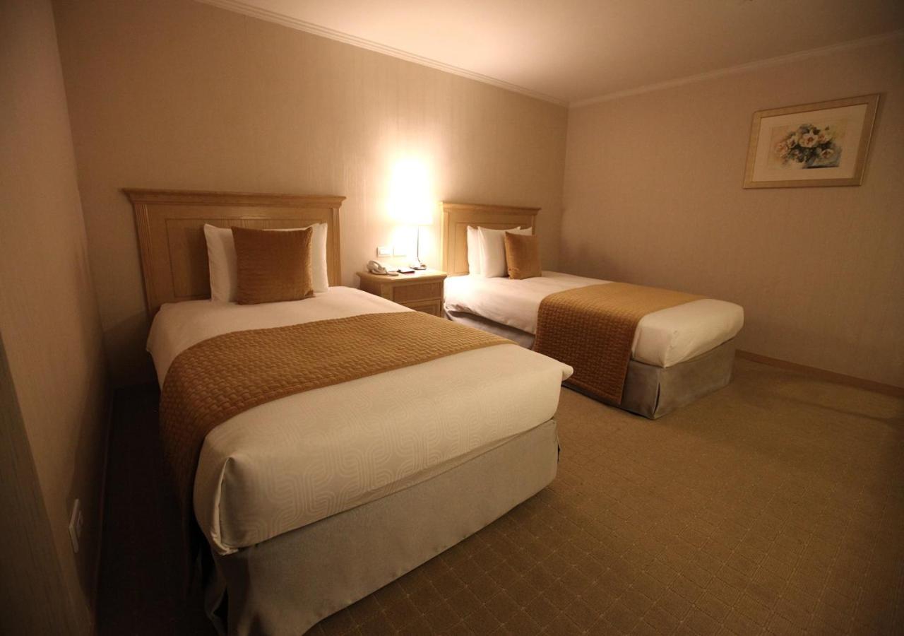 Superior Twin Room - No Window - Photo 2