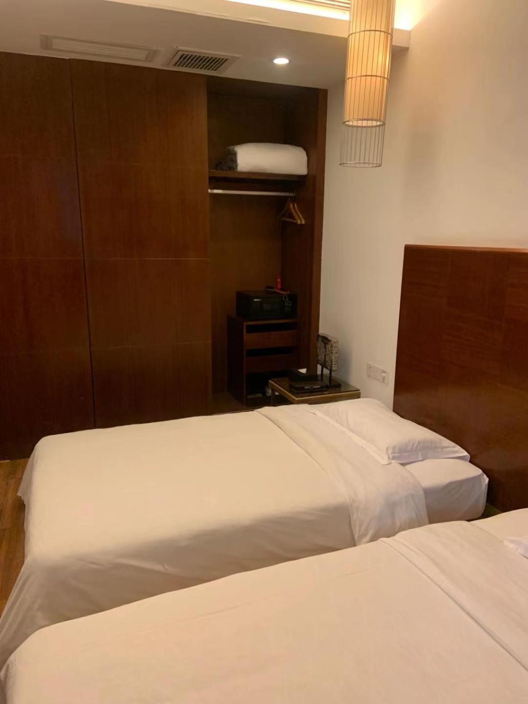 Double or Twin Room with Balcony
