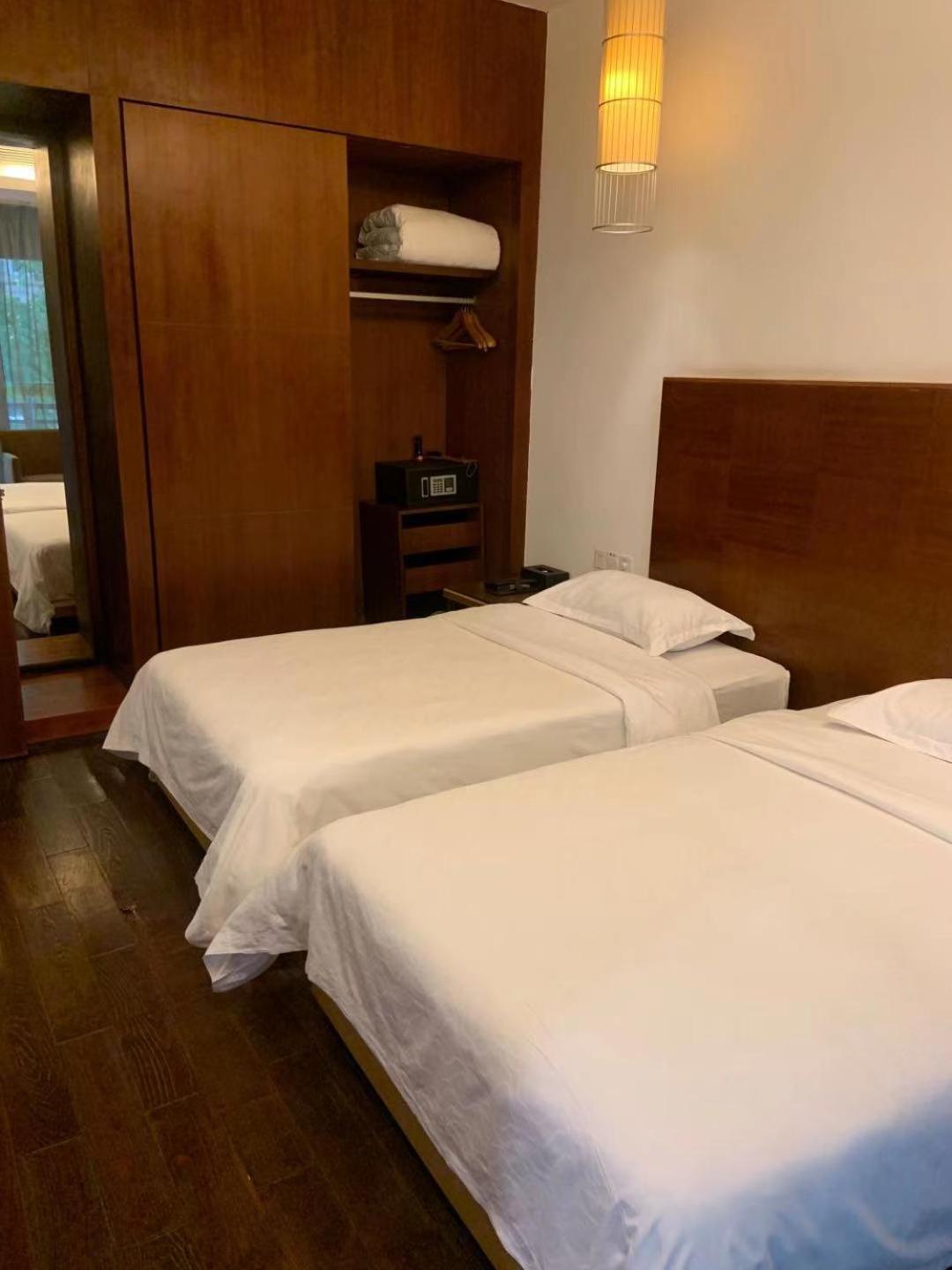 Standard Double or Twin Room with Garden View