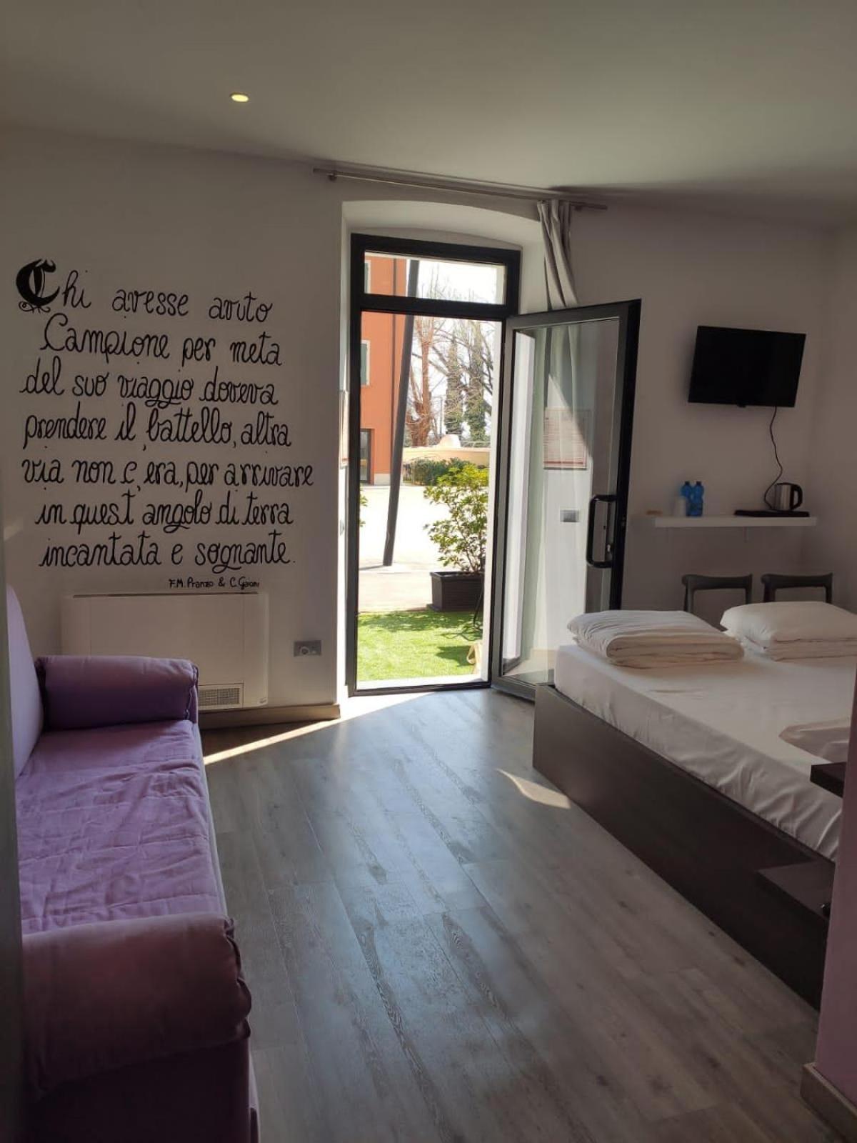 Double Room - Photo 1