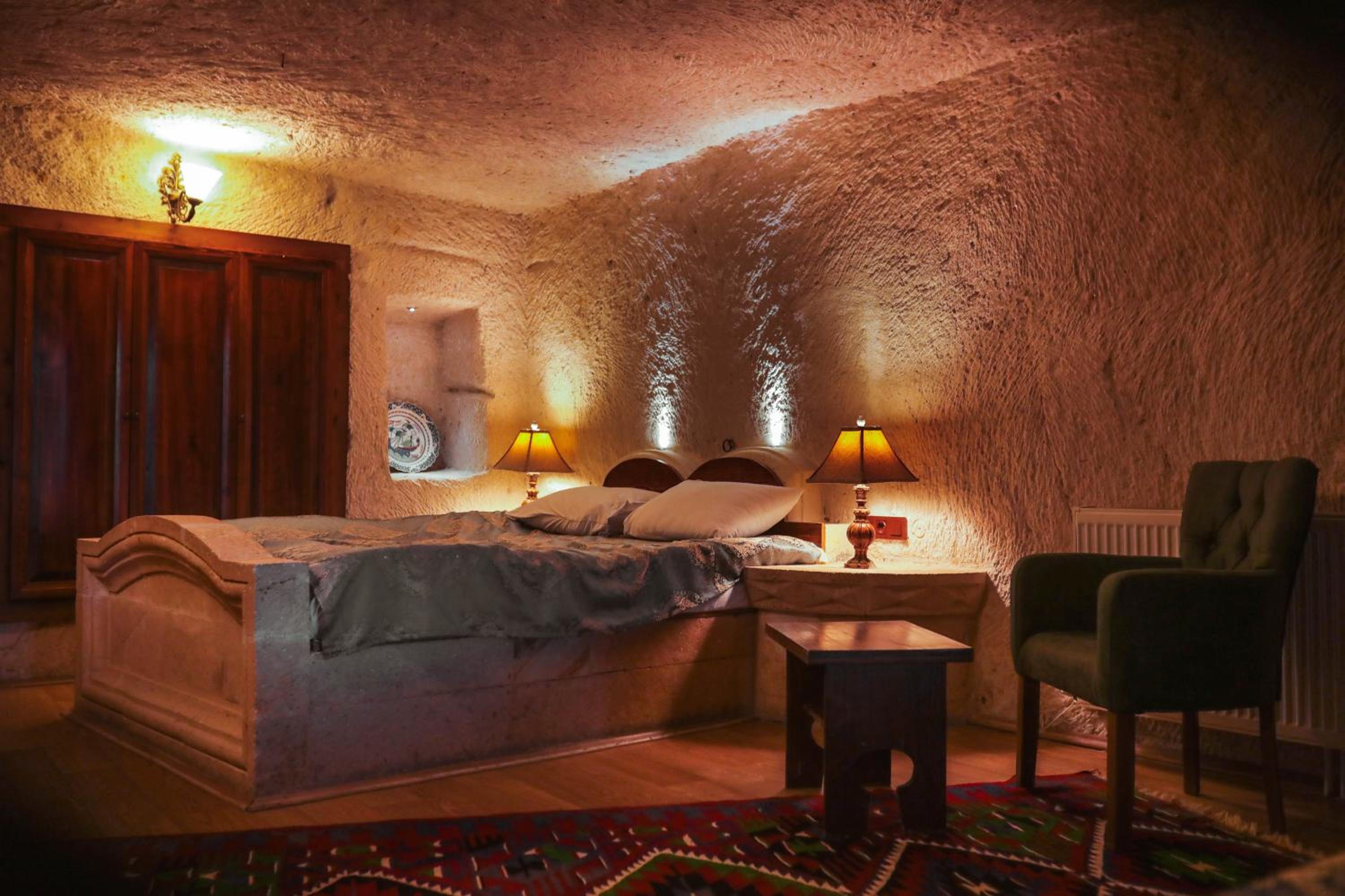 Deluxe Triple Room - Photo 1