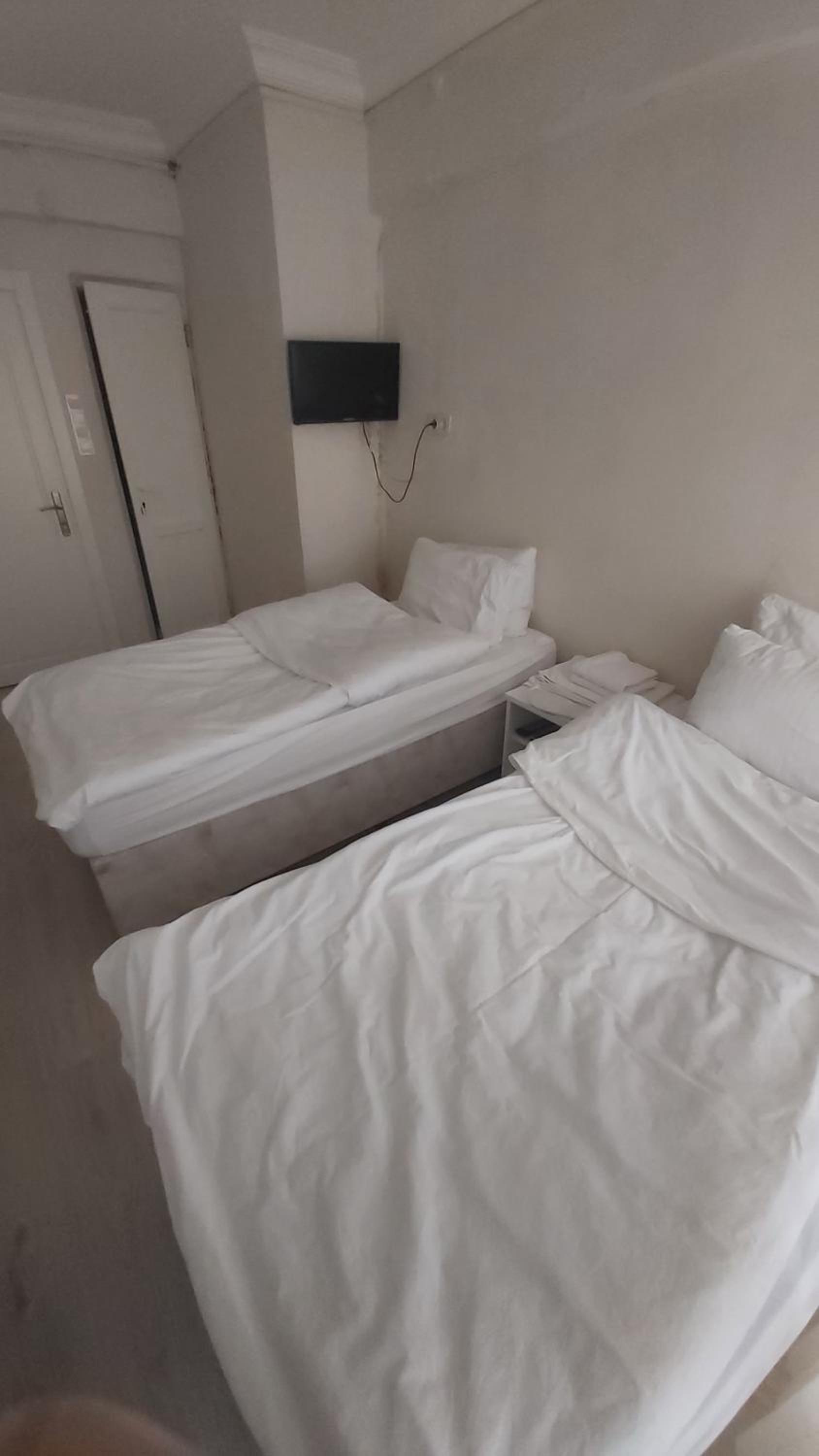Economy Twin Room