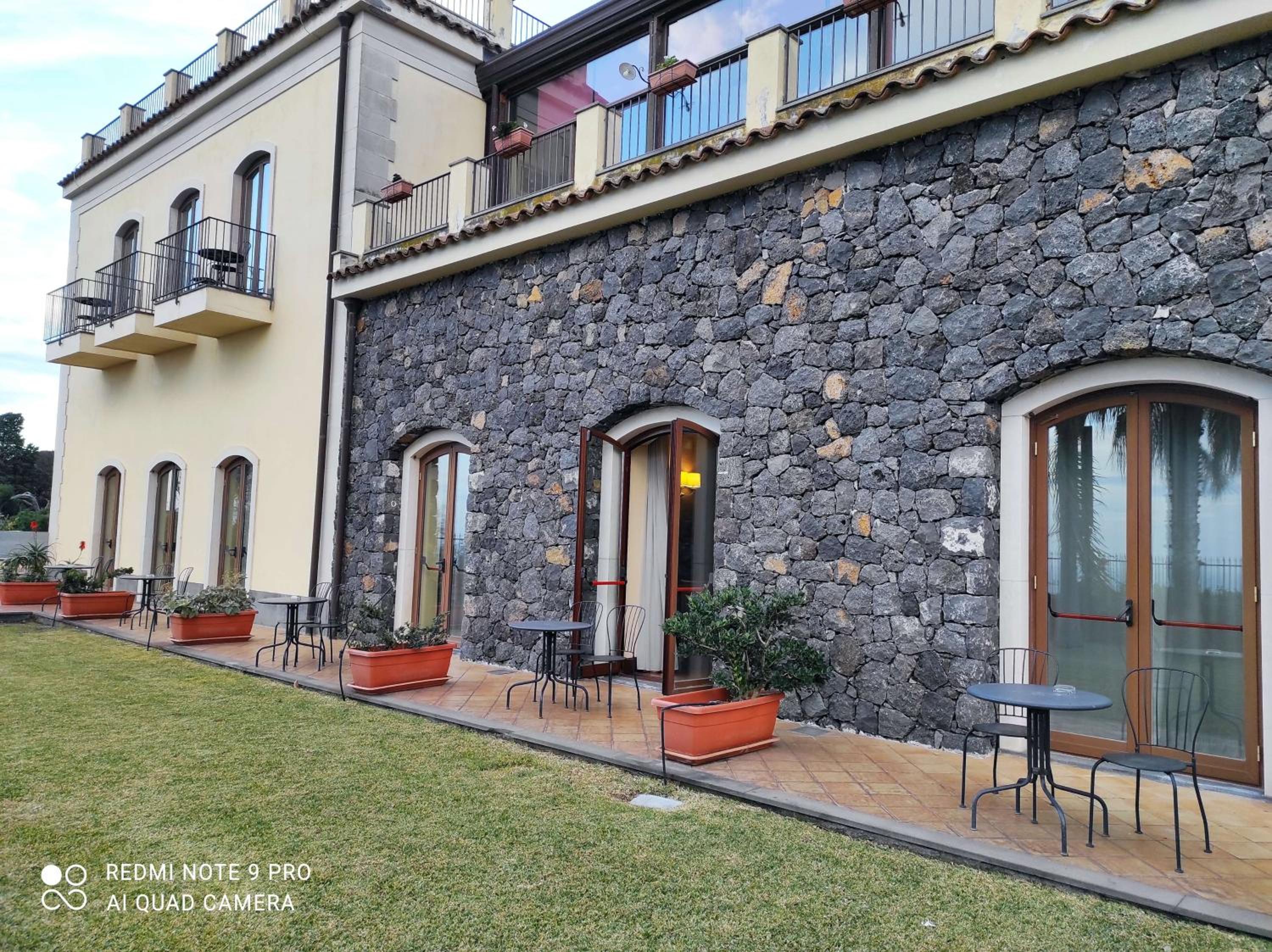 Triple Room - Photo 8