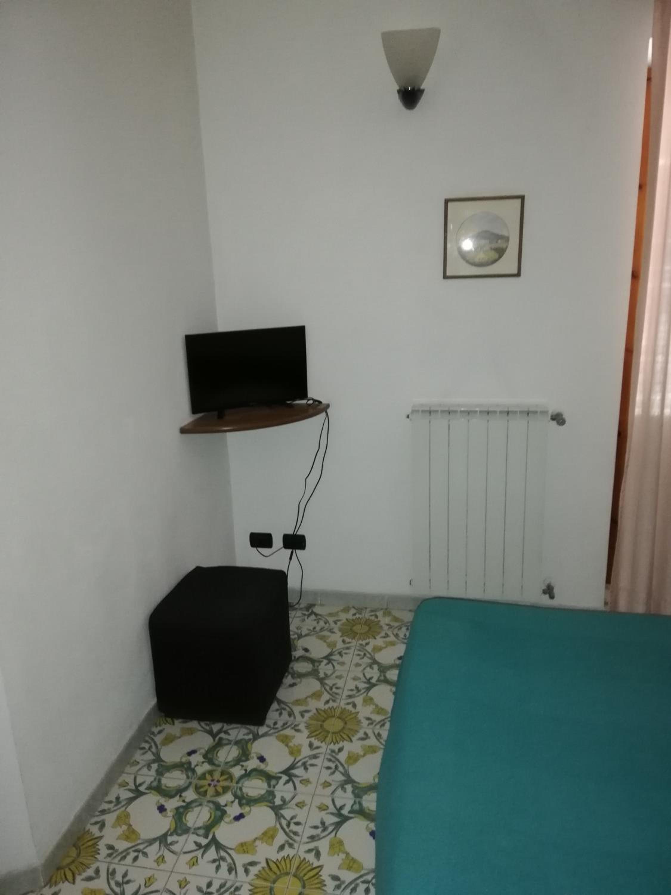 Double Room with Lake View - Photo 1