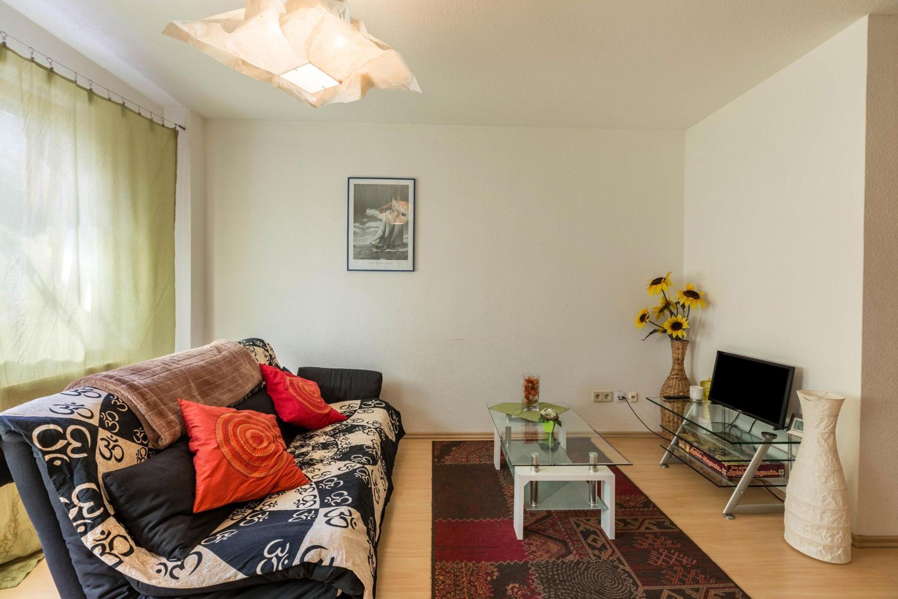 One-Bedroom Apartment with Garden photo 1