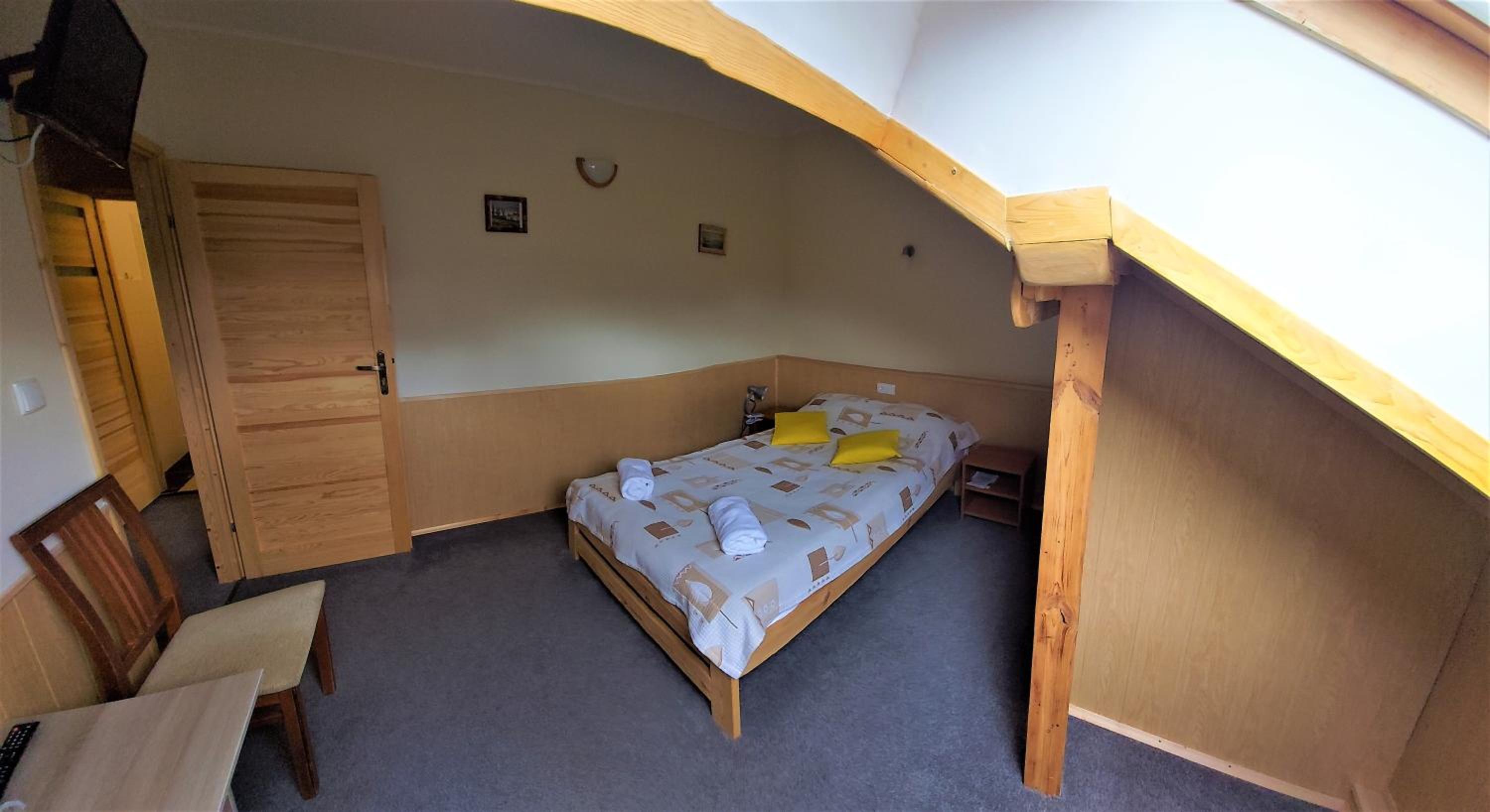 Two-Bedroom Apartment - Photo 2