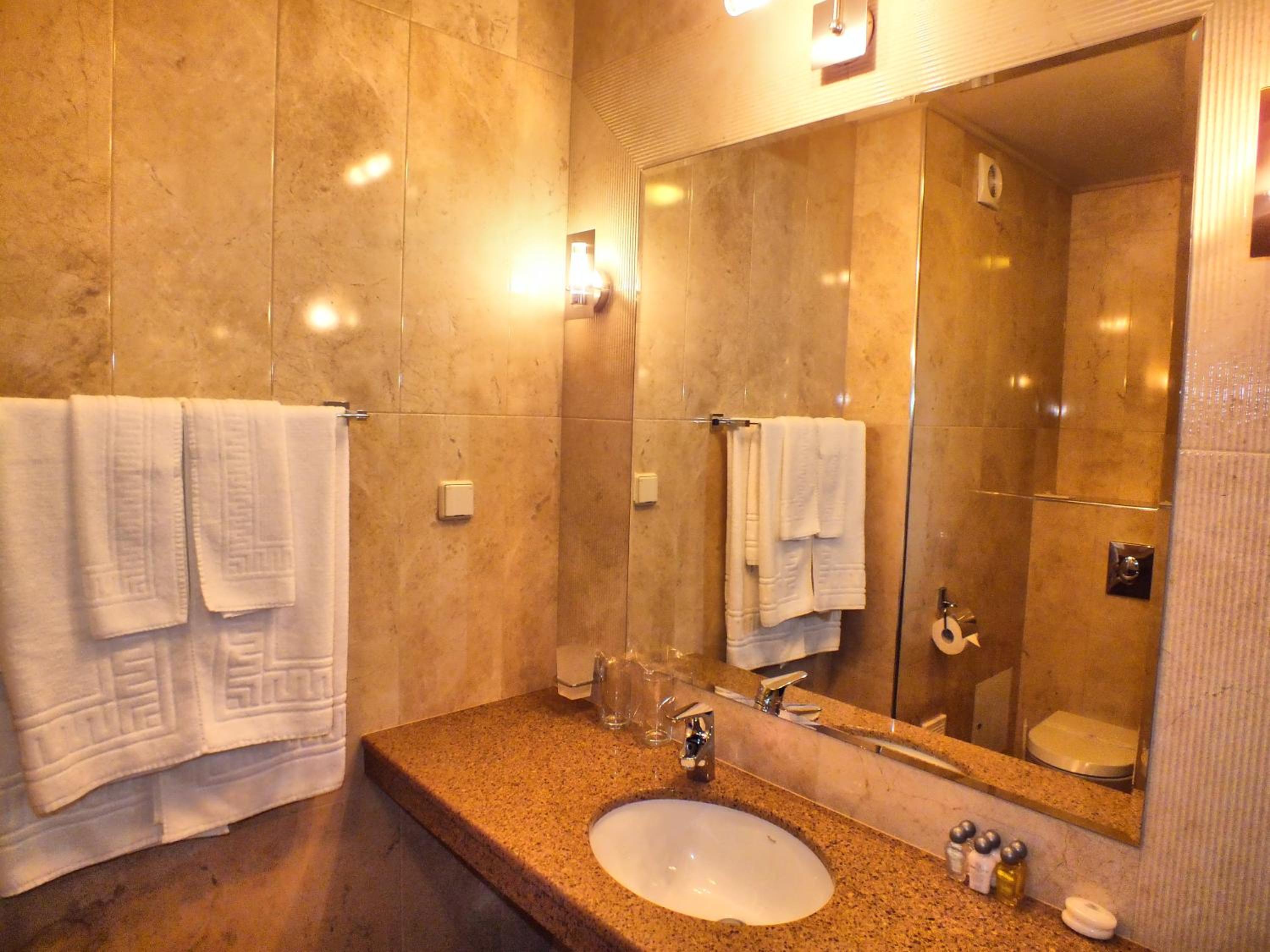 Standard Double Room - Photo 1