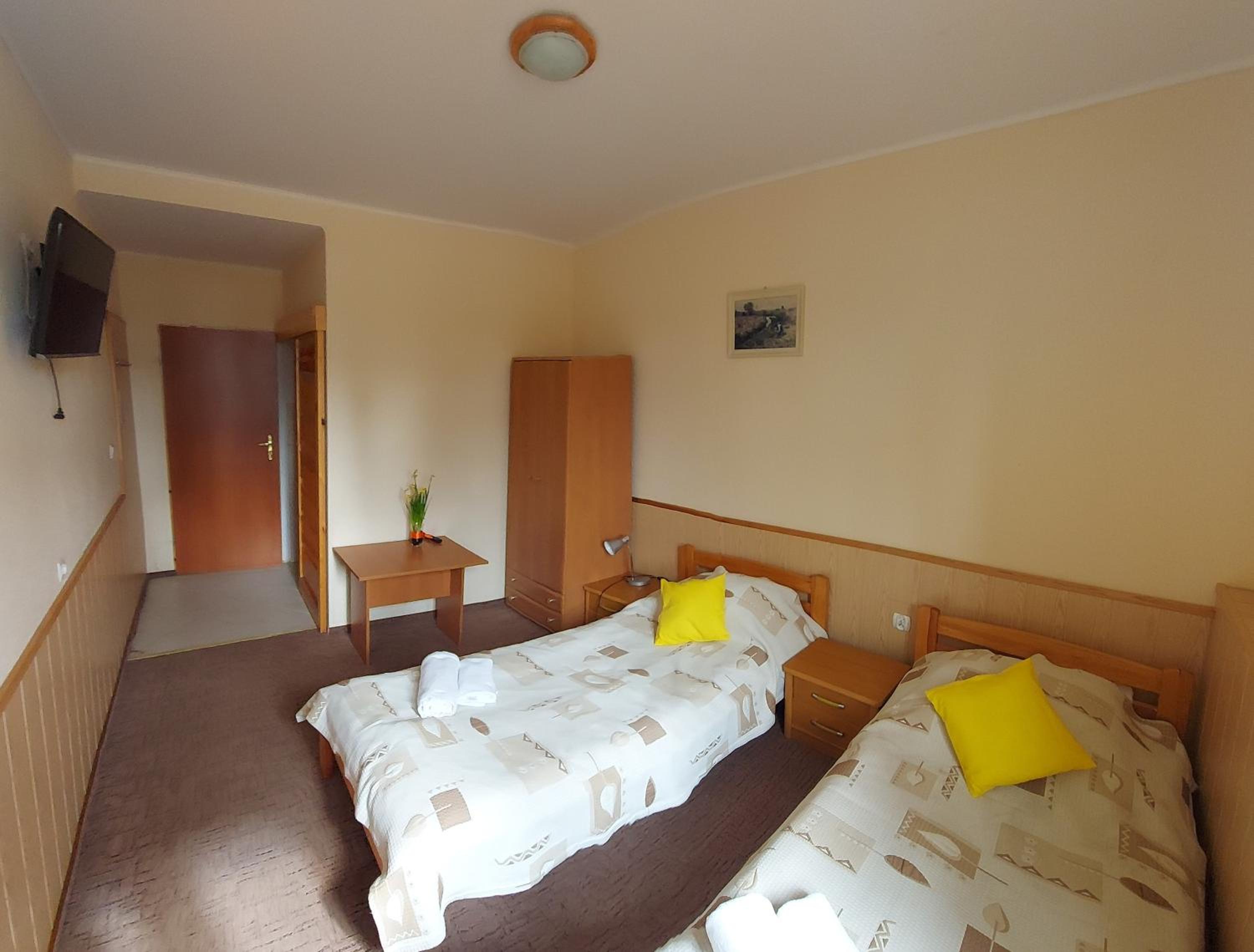 Double Room - Photo 6