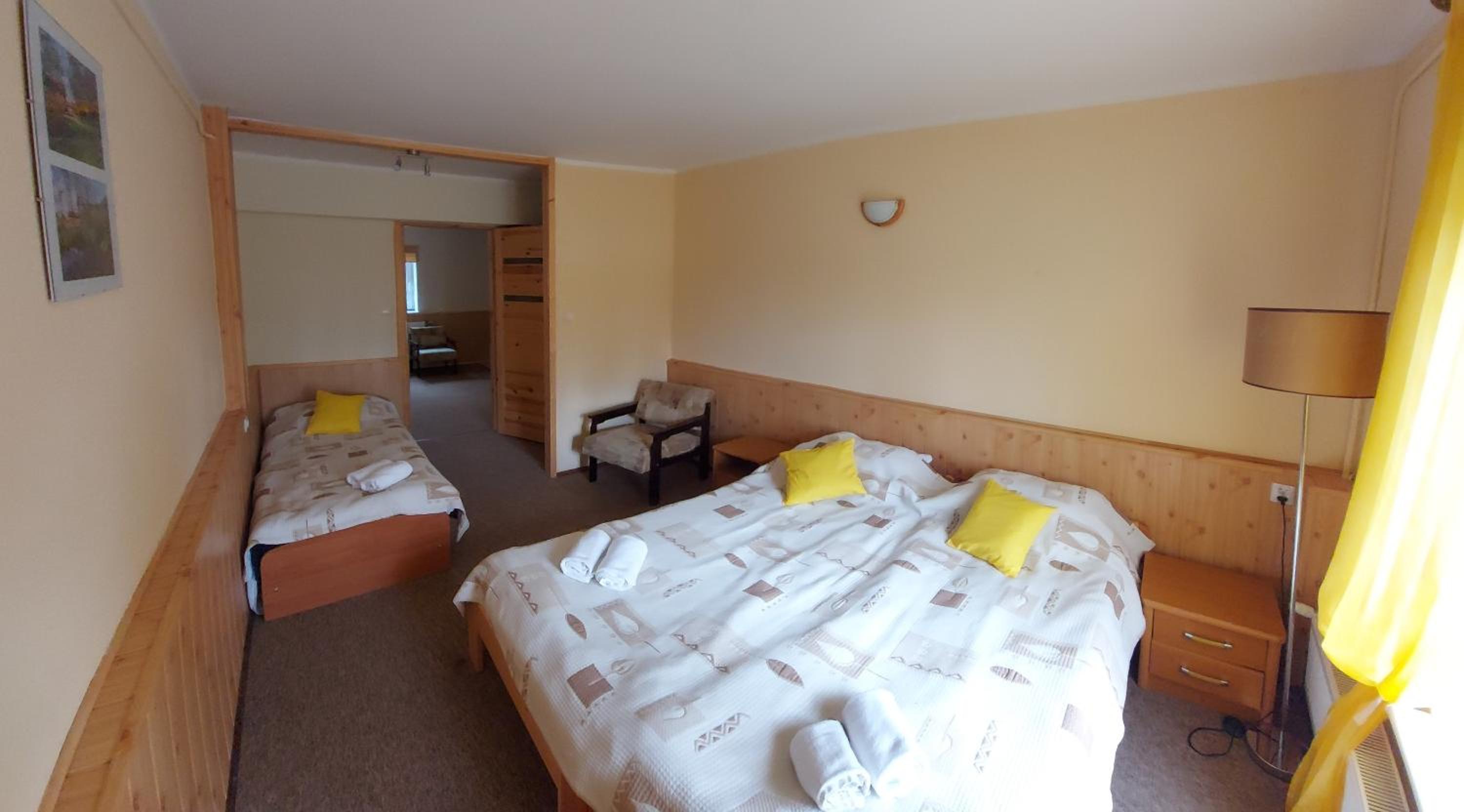 Studio Apartment - Photo 2