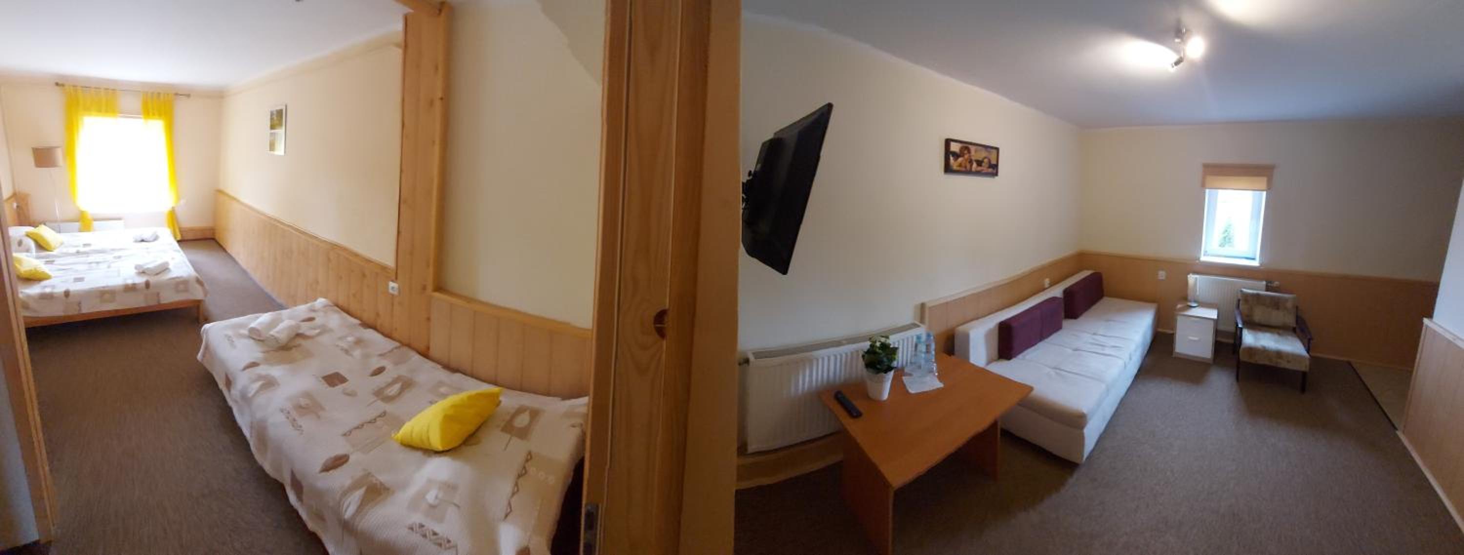 Studio Apartment - Photo 3