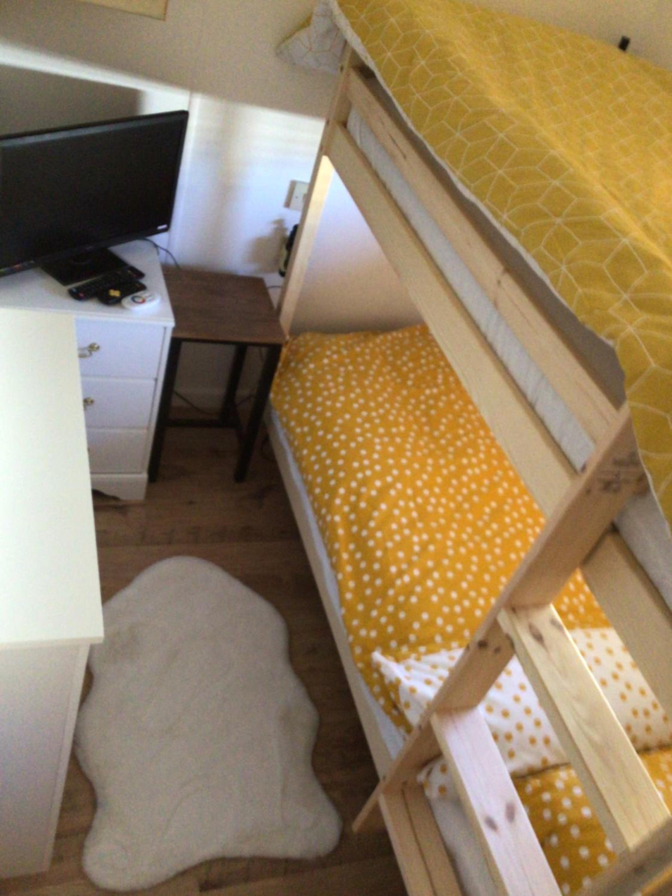Mobile Home photo 2