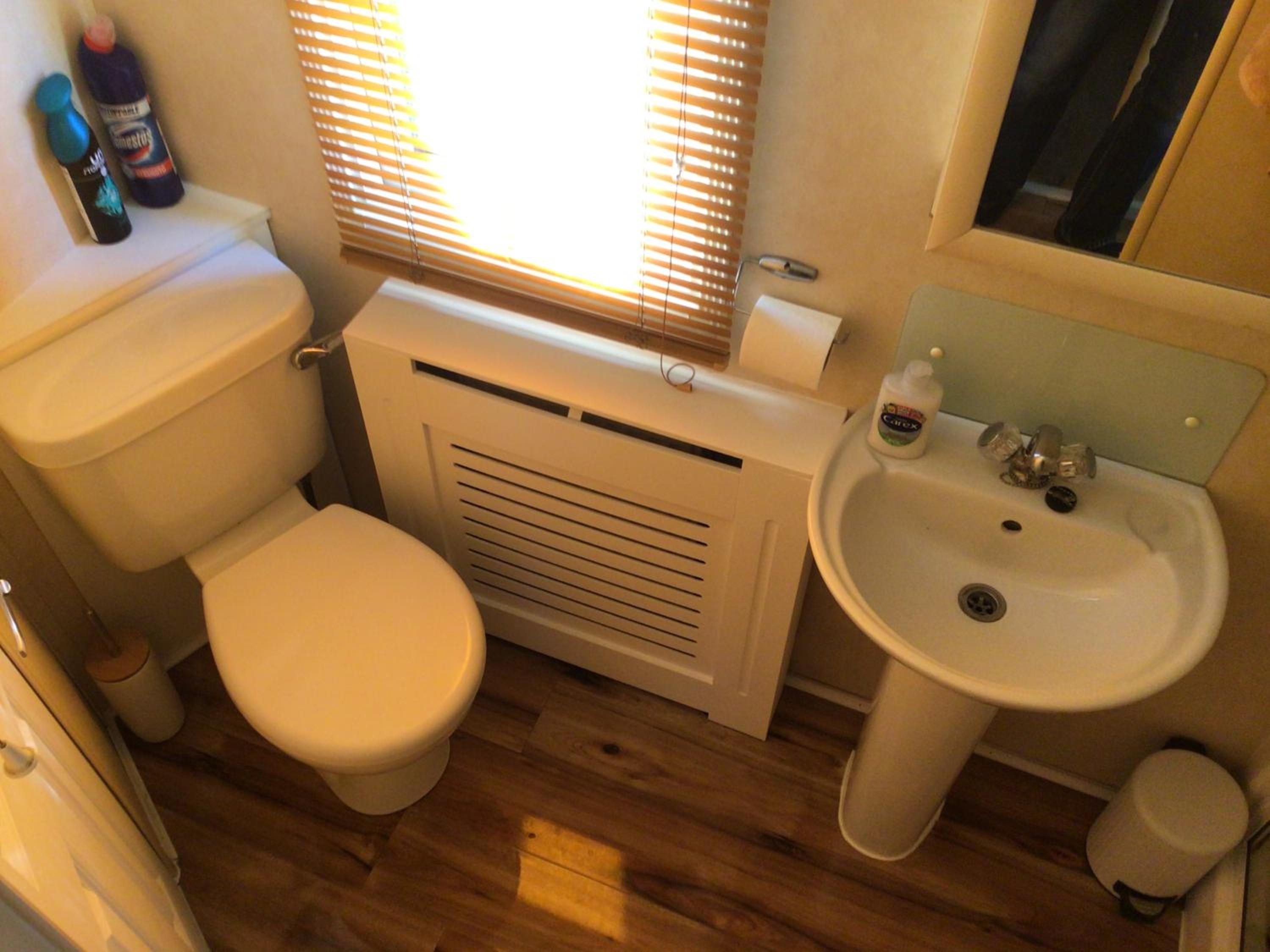 Mobile Home photo 3