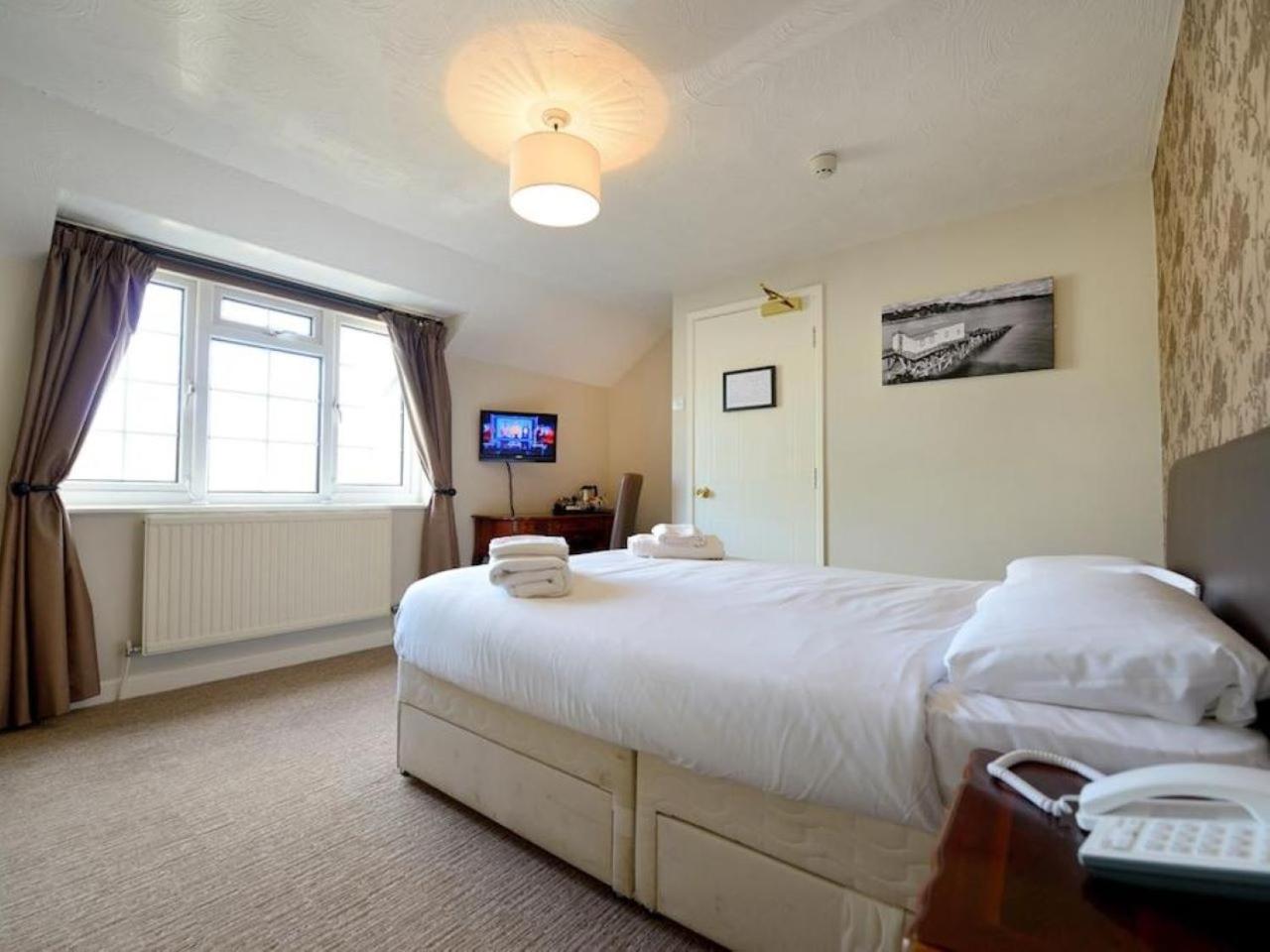 Double Room - Photo 3