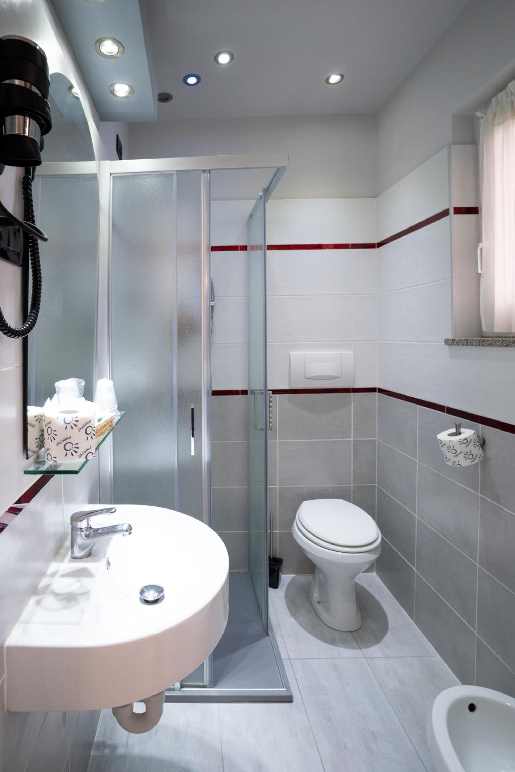 Triple Room - Photo 2