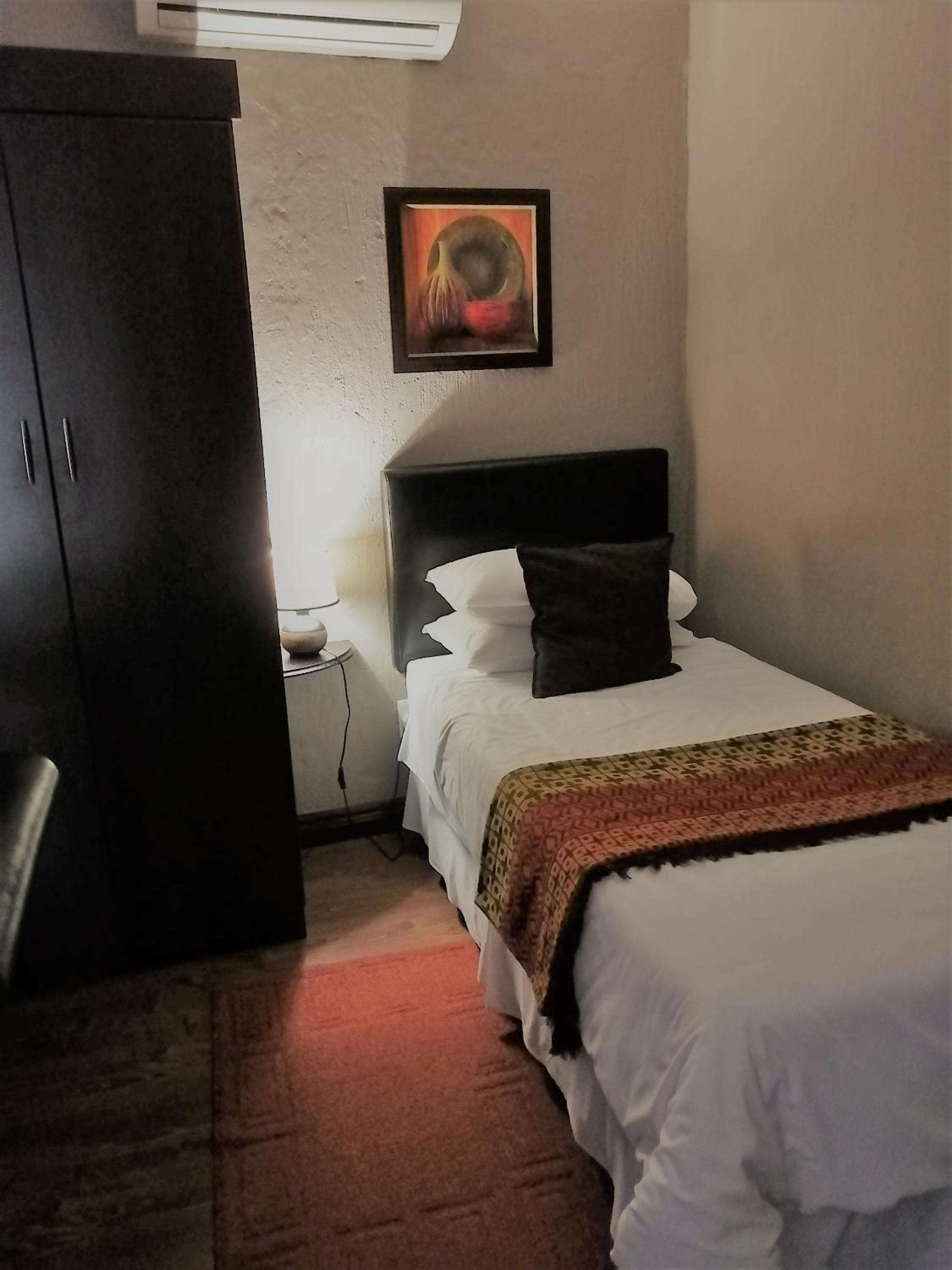 Double or Twin Room with Extra Bed photo 1