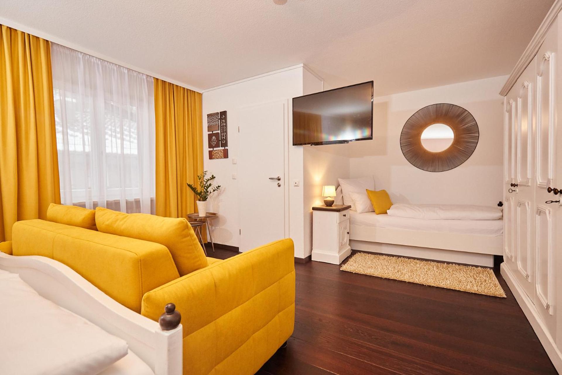 Standard Triple Room photo 3
