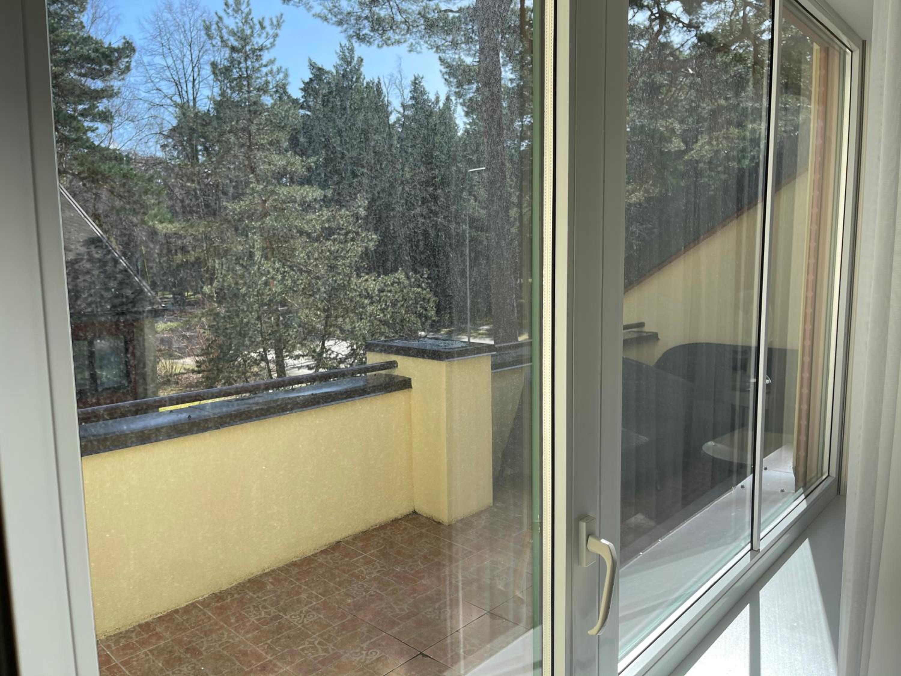 Luxury Family Room with Balcony photo 2