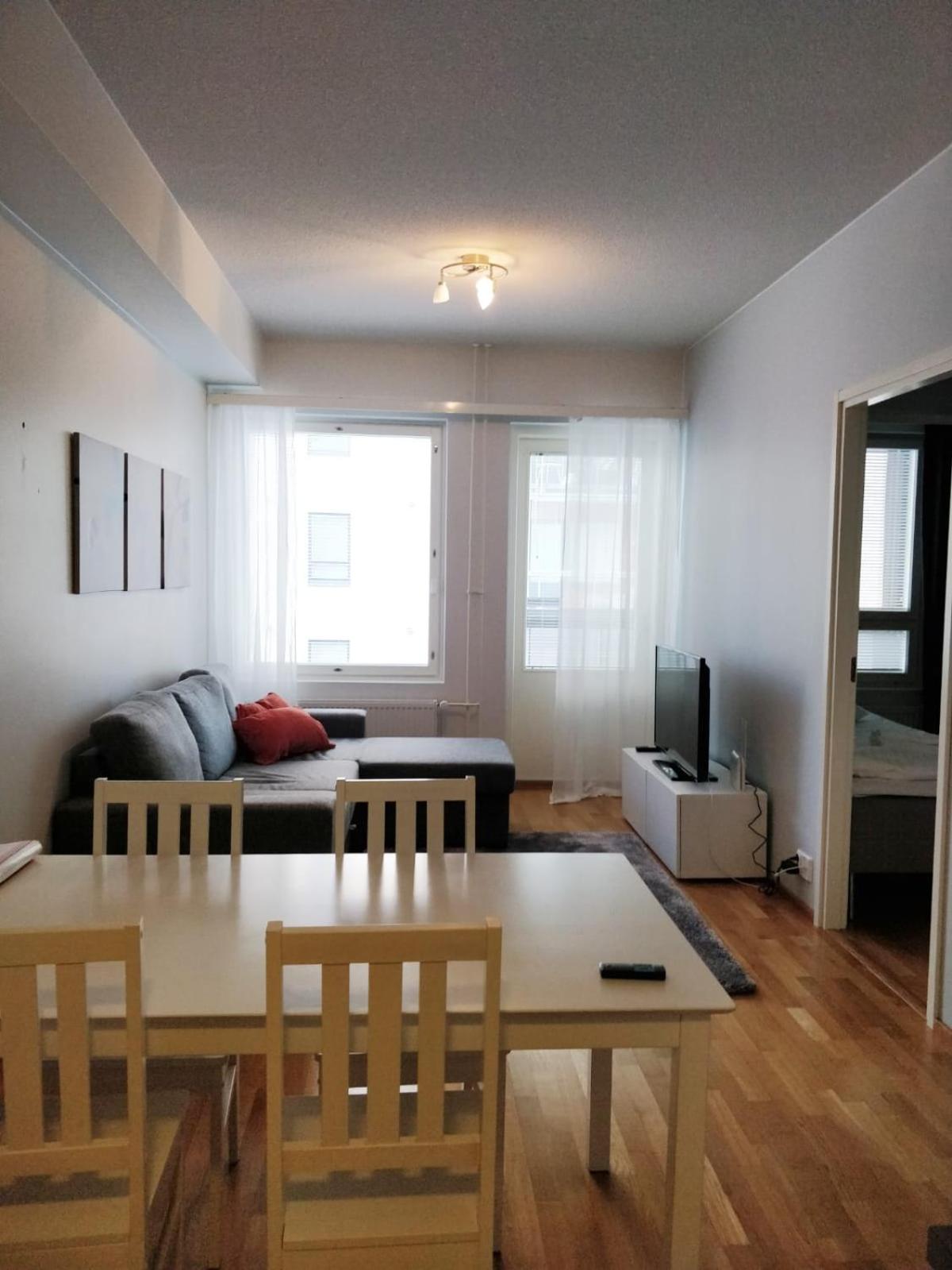 One-Bedroom Apartment - Photo 1