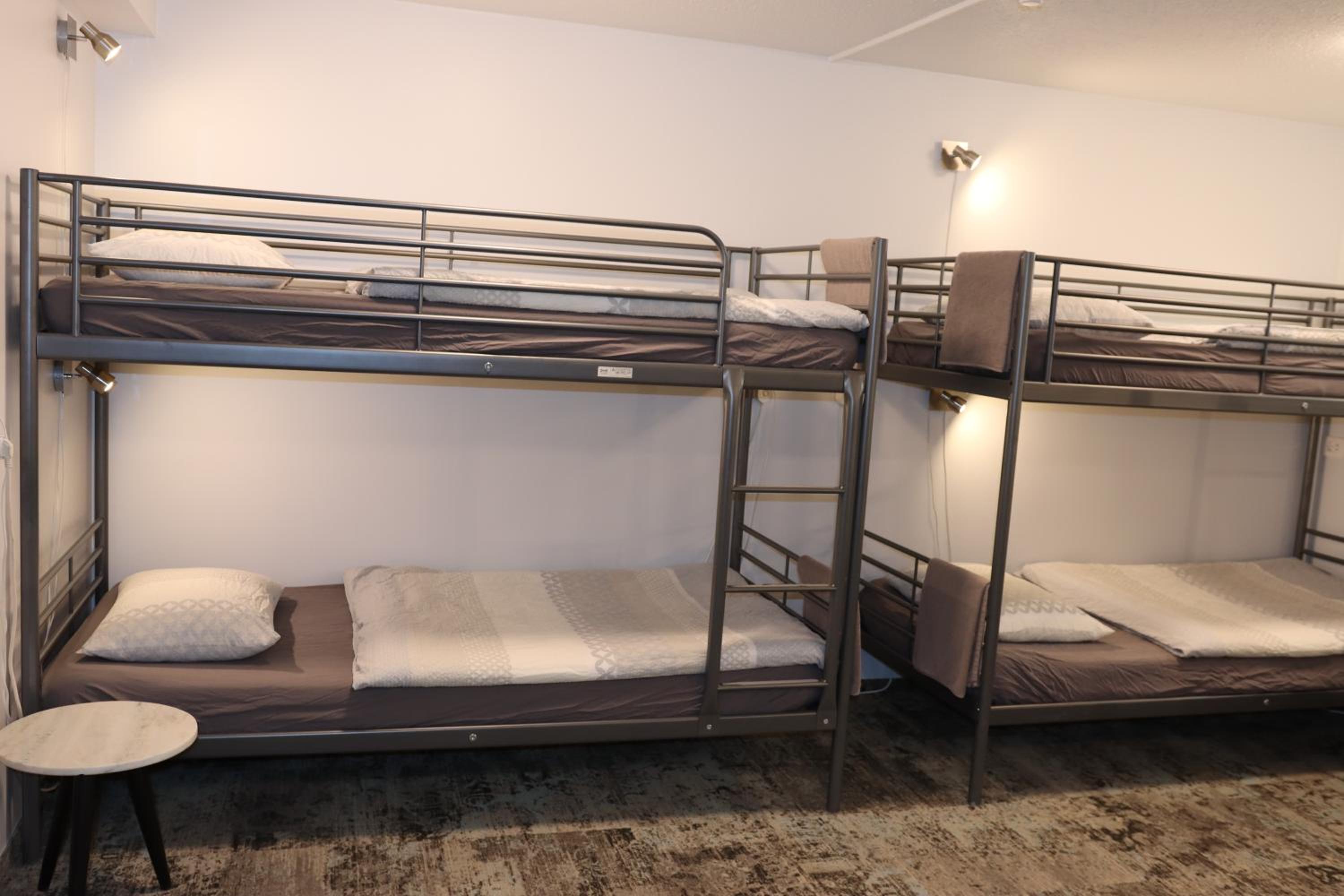 Bed in 10-Bed Mixed Dormitory Room photo 2