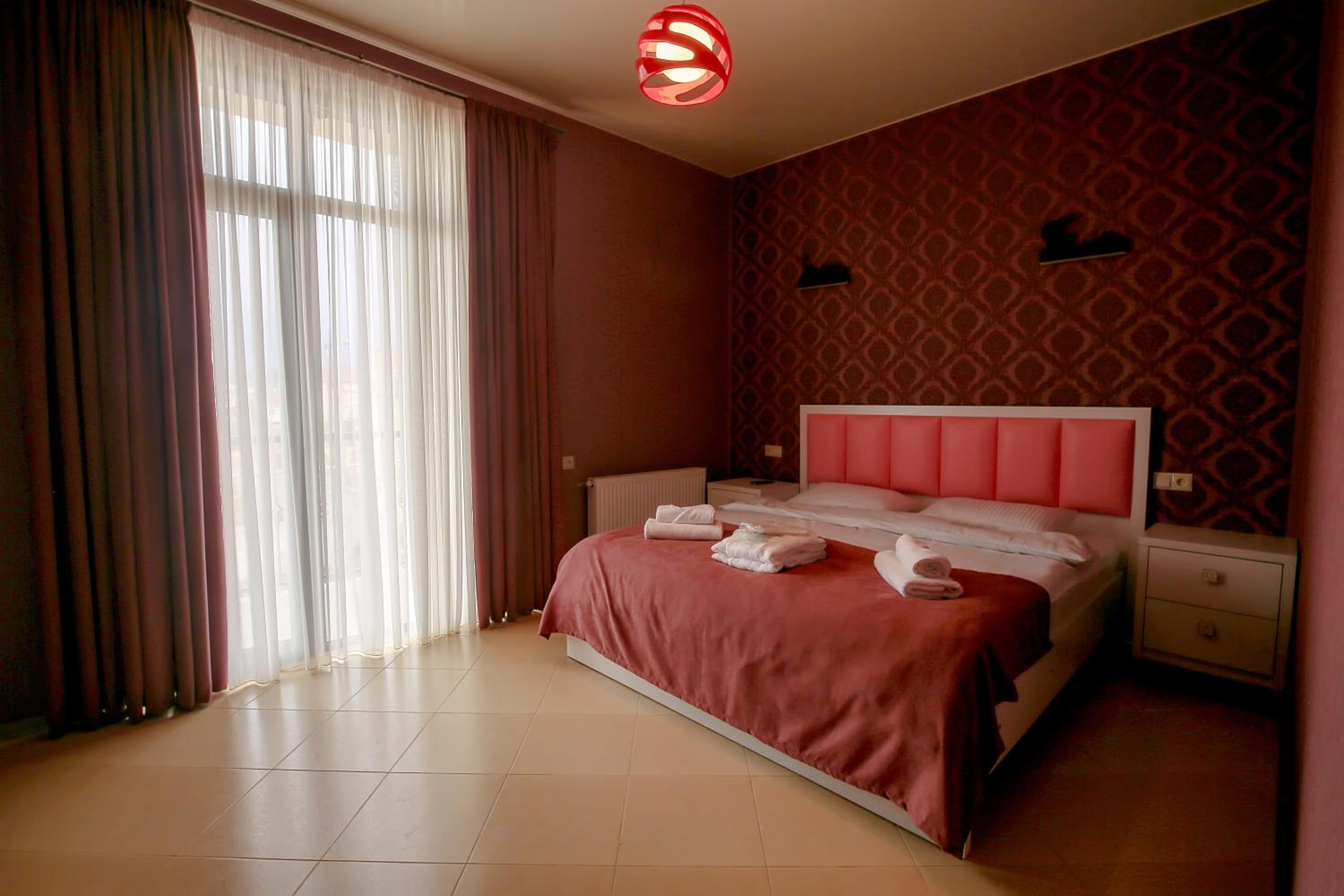 Queen Room with Balcony
