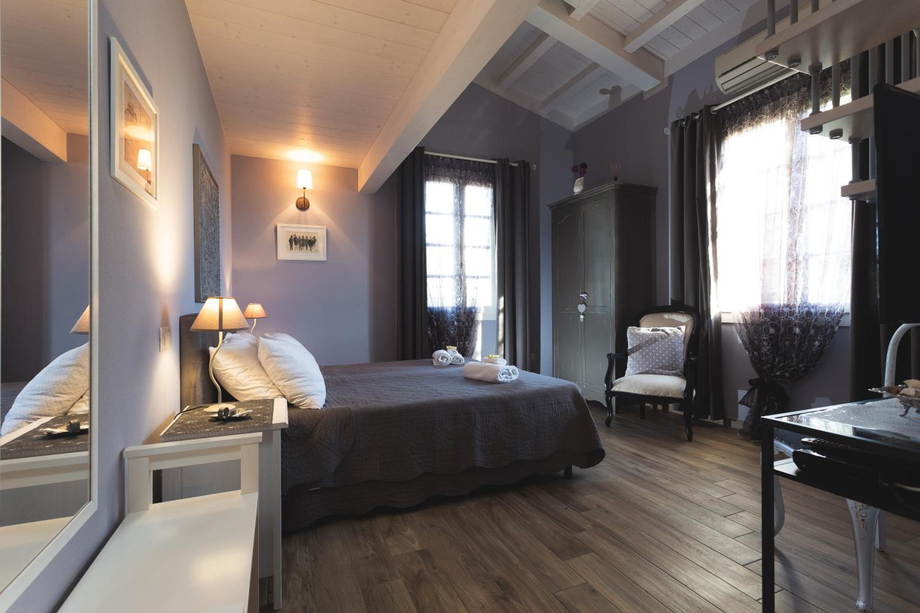 Duplex Quadruple Room