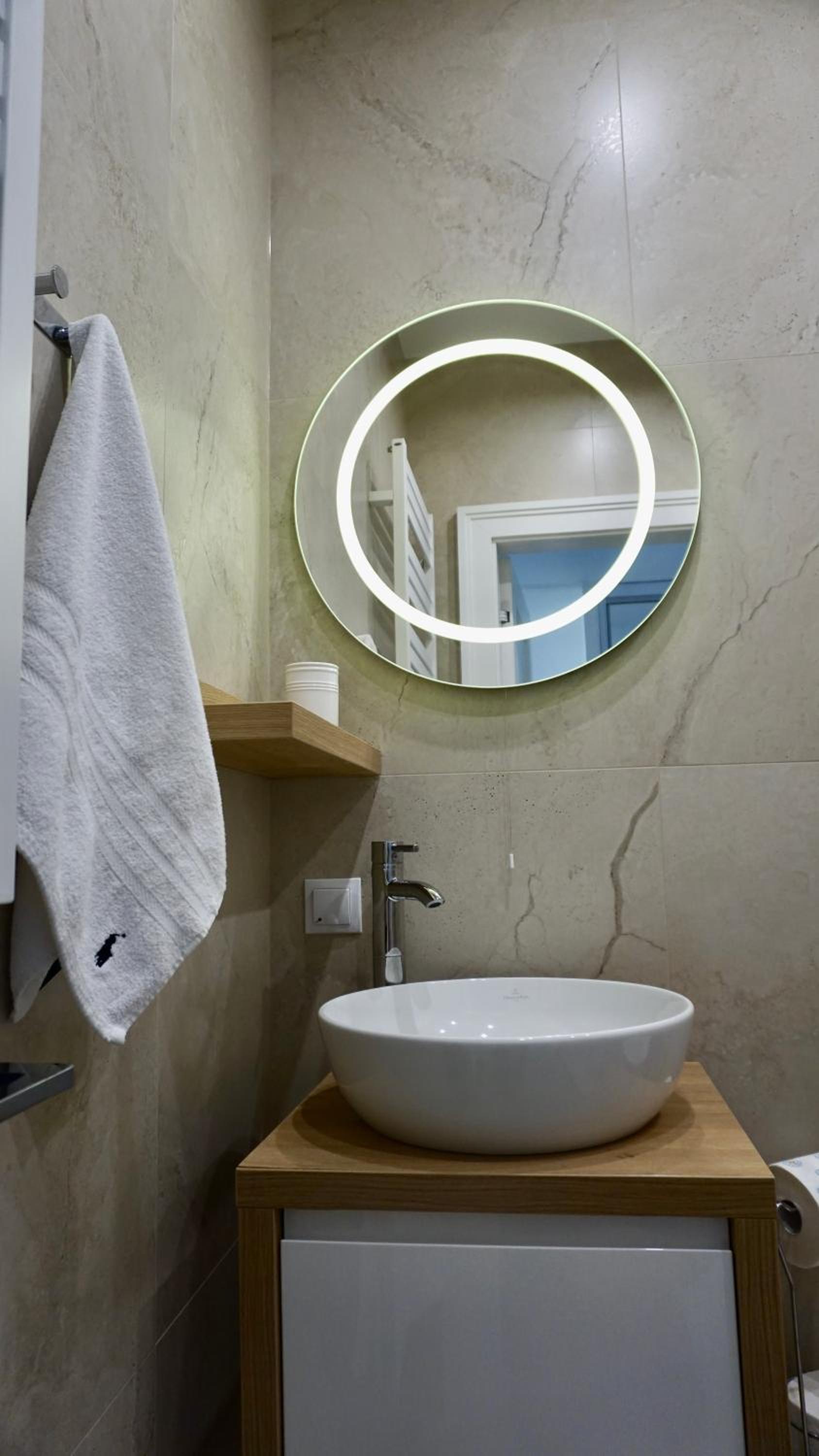 One-Bedroom Apartment - Photo 15