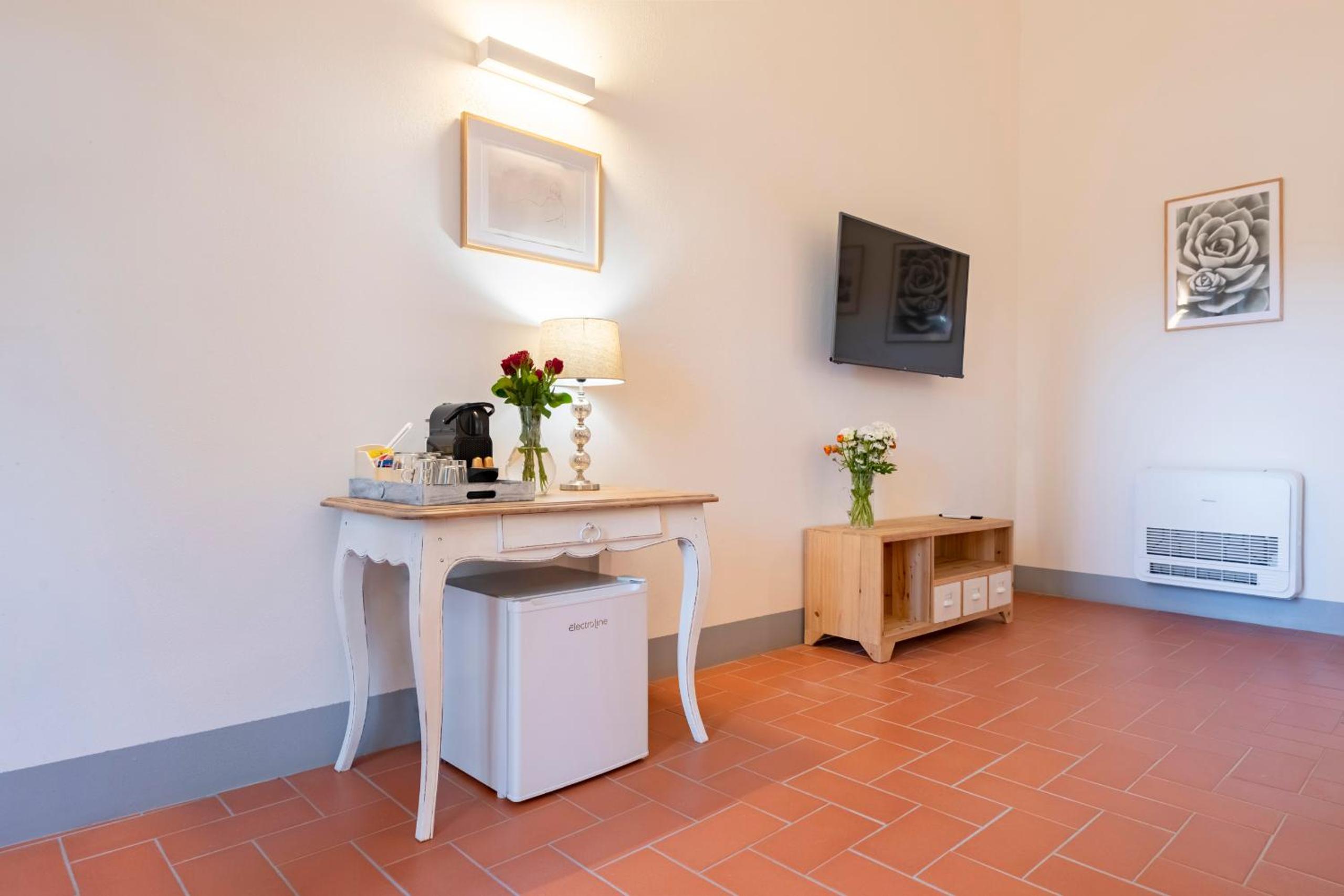 Junior Suite with Garden View photo 2