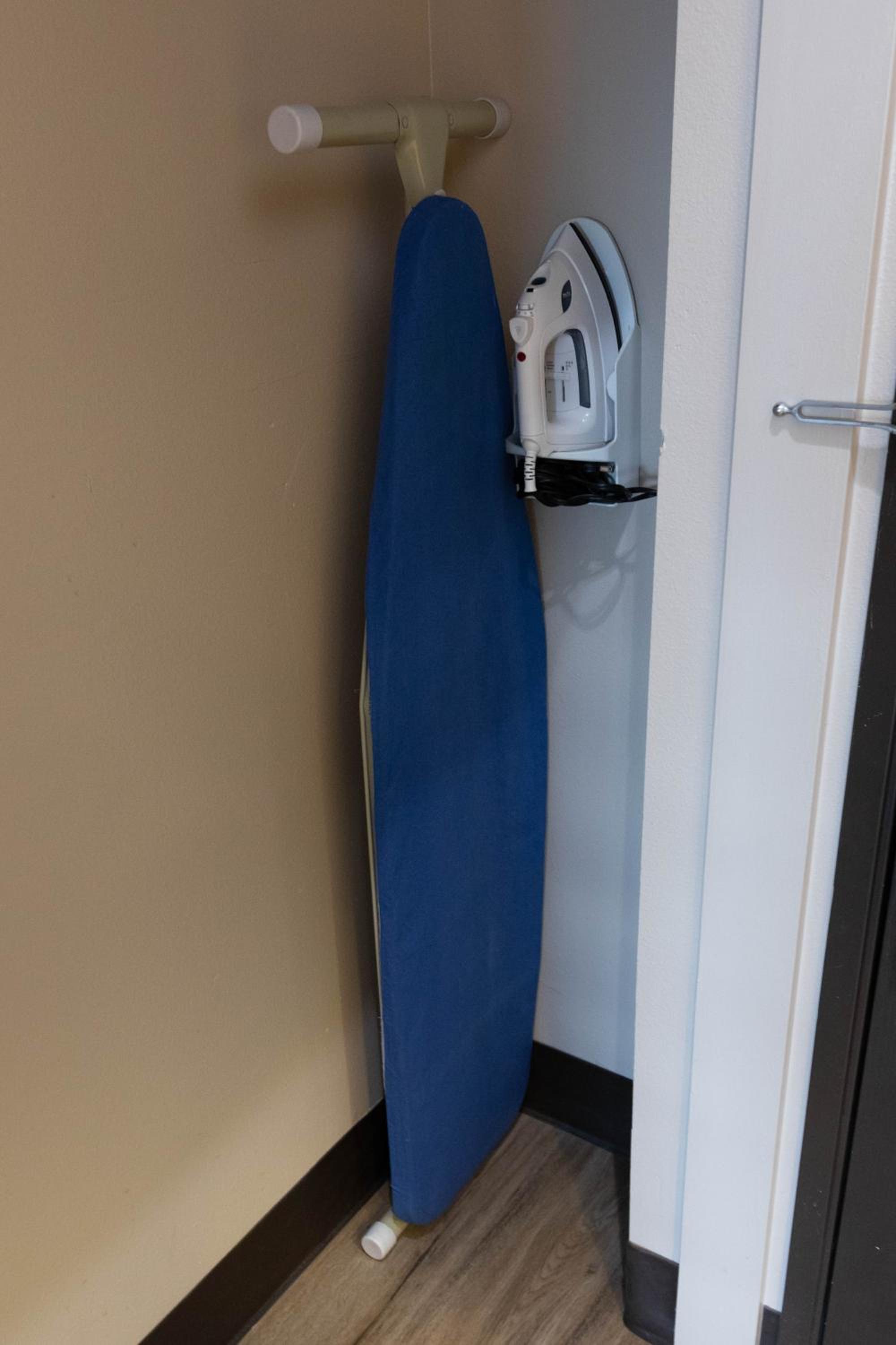 One King Bed Mobility Accessible Non-Smoking - Photo 20