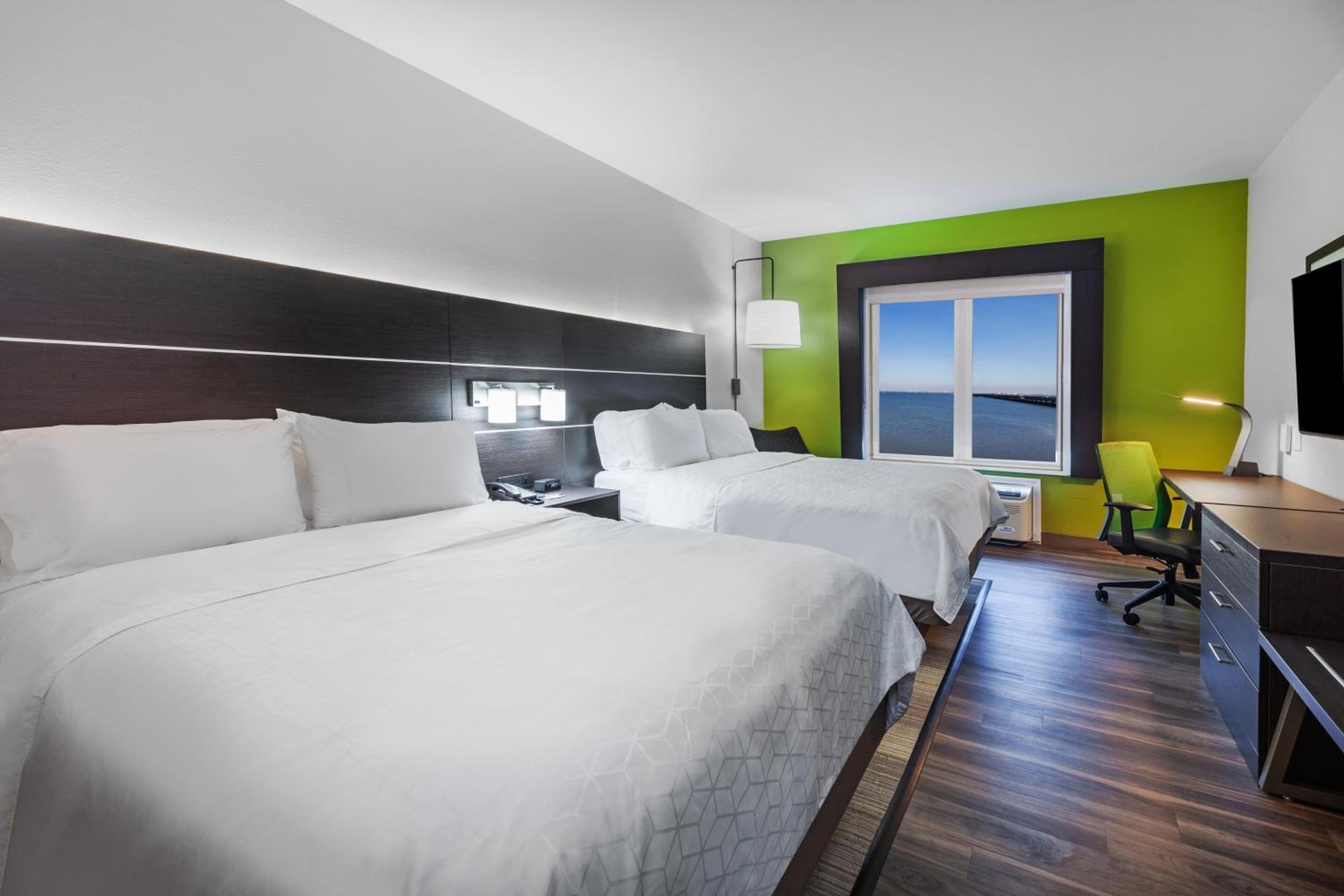 Queen Room with Two Queen Beds and Bay View