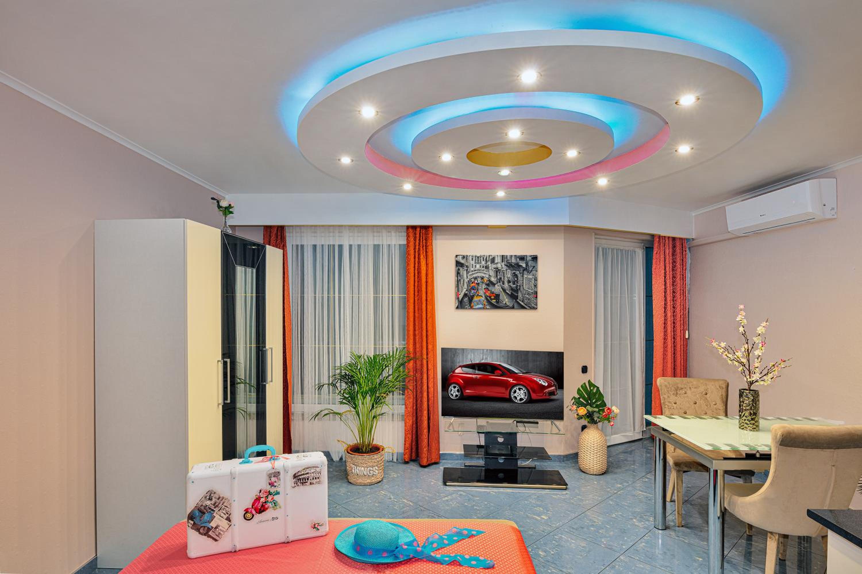 Apartment - Ground Floor photo 2