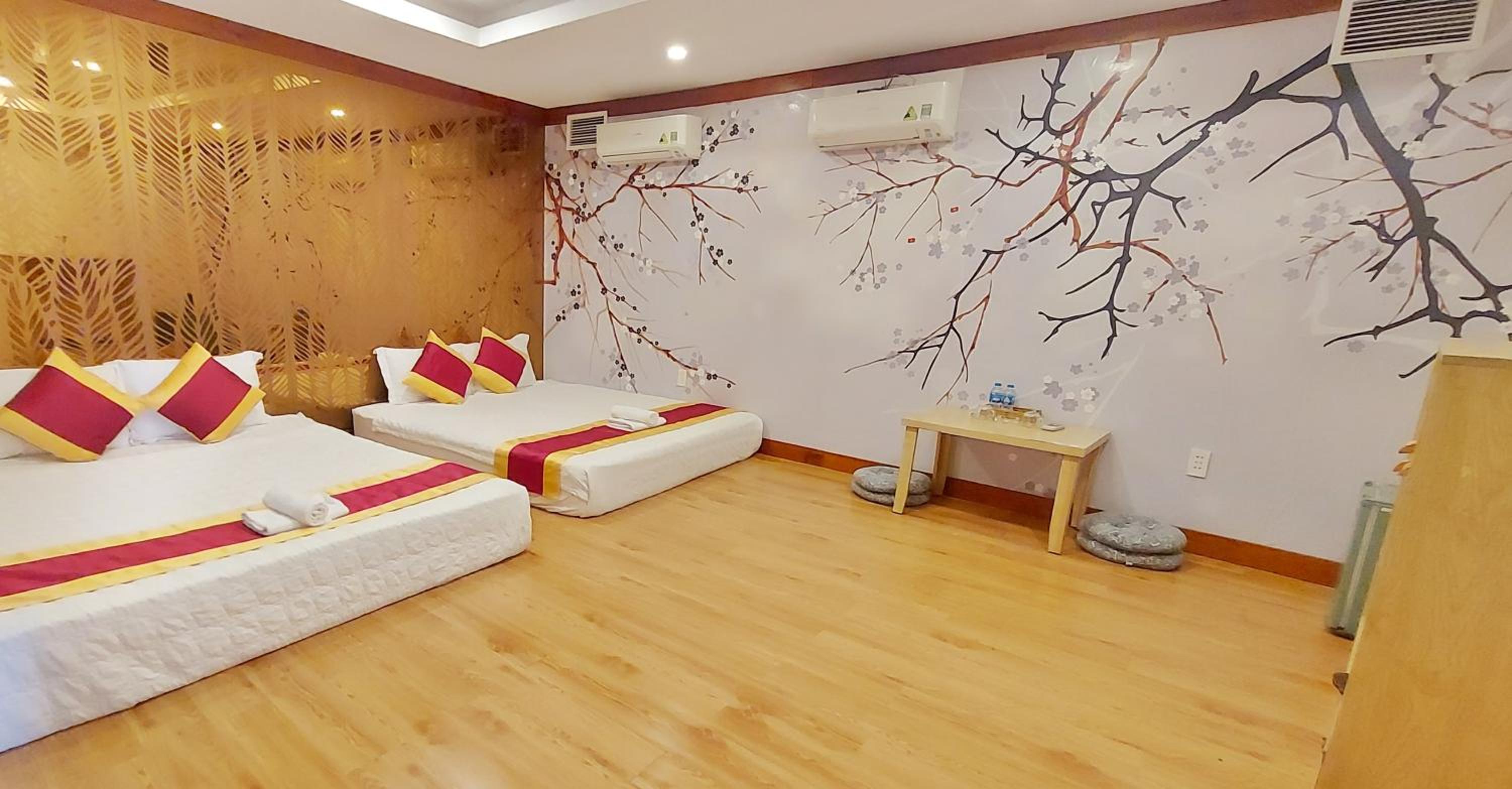 Japanese-Style Quadruple Room