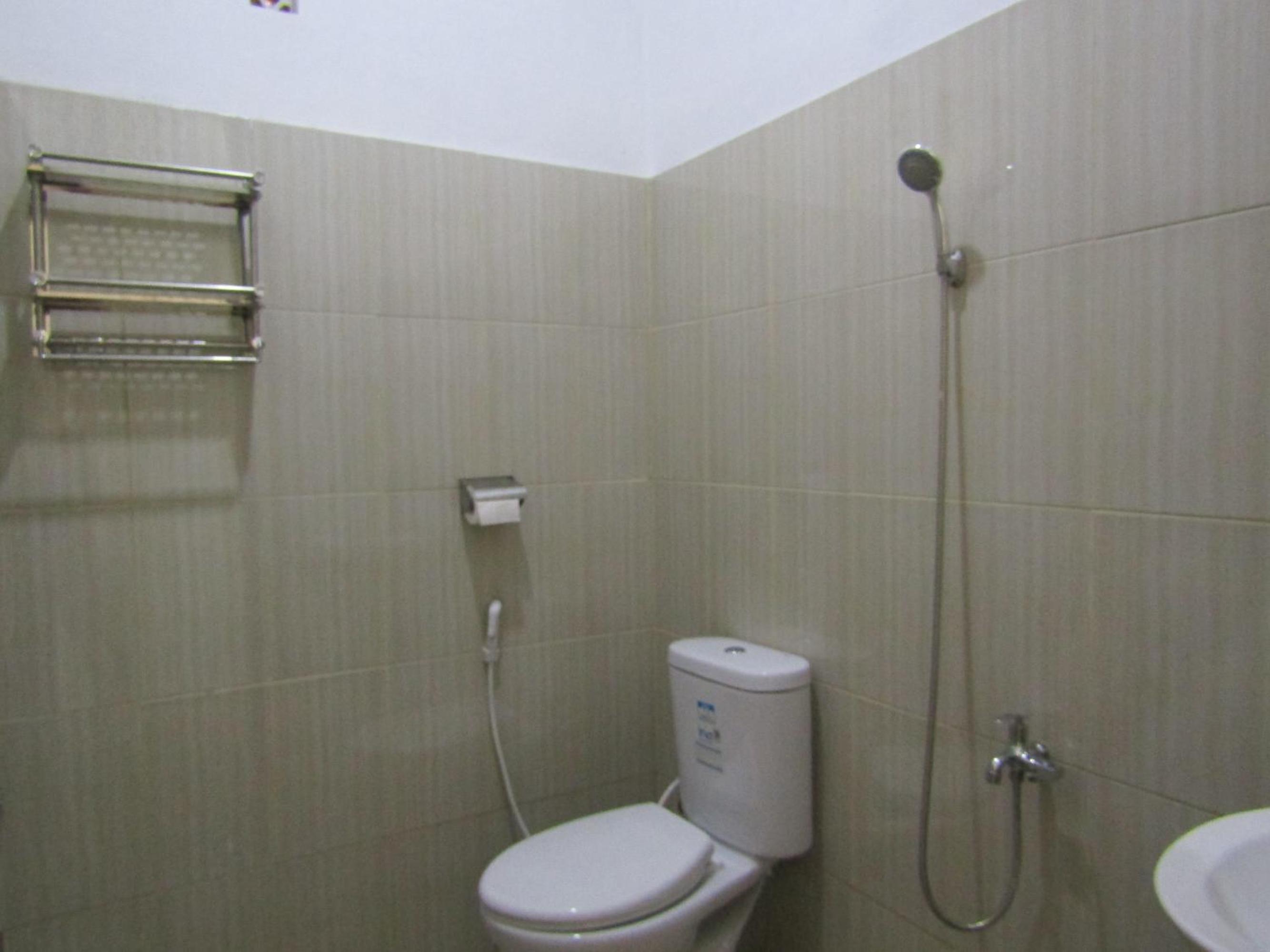Standard Double Room with Fan - Photo 4