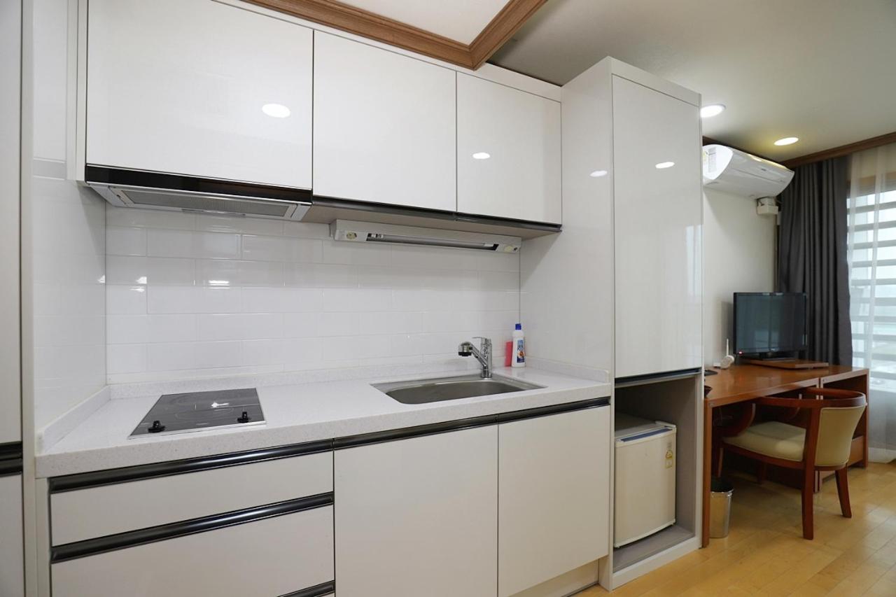 Standard Single Room - Photo 5